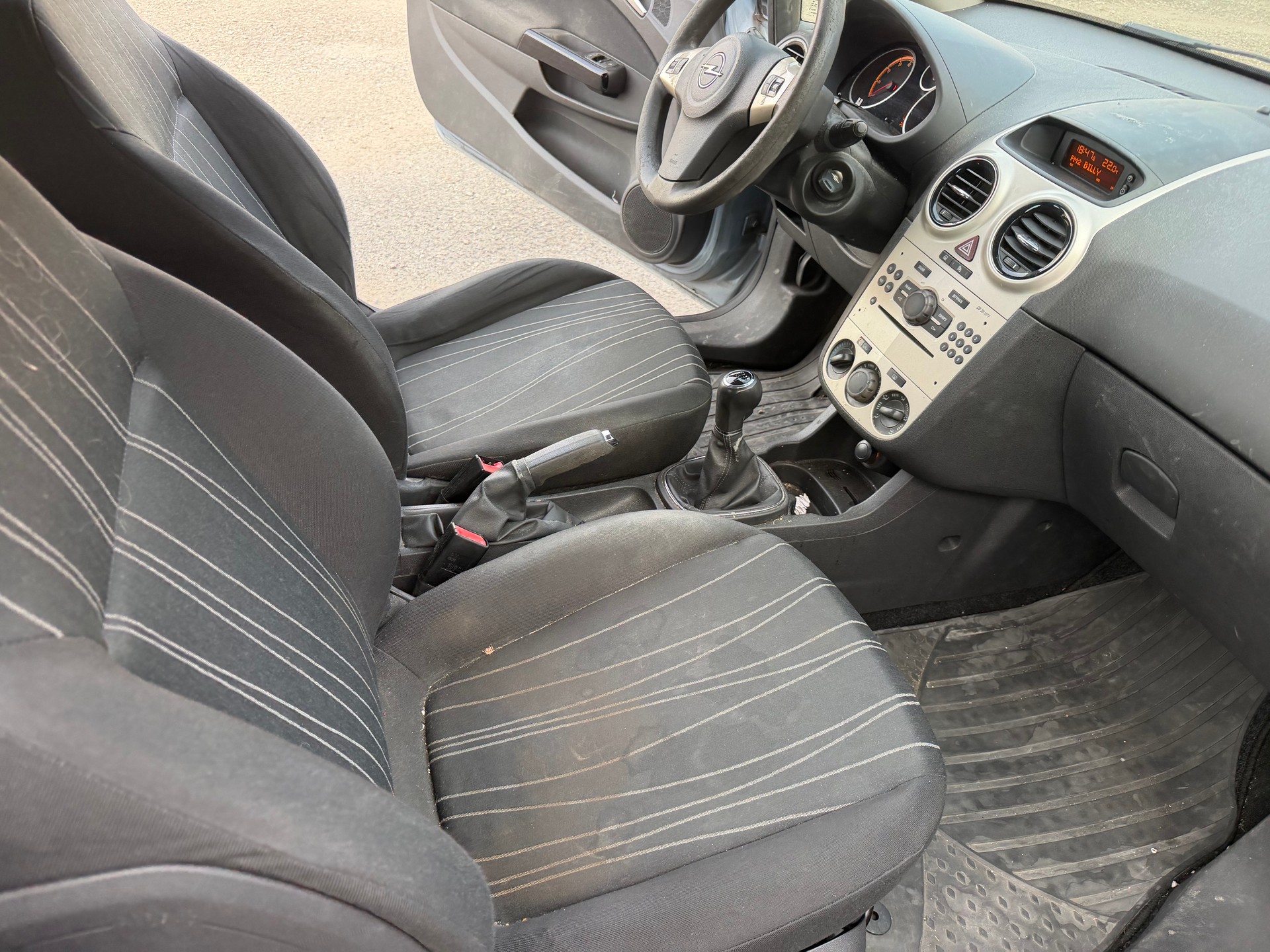 OPEL Corsa 1.2 TP-image-7
