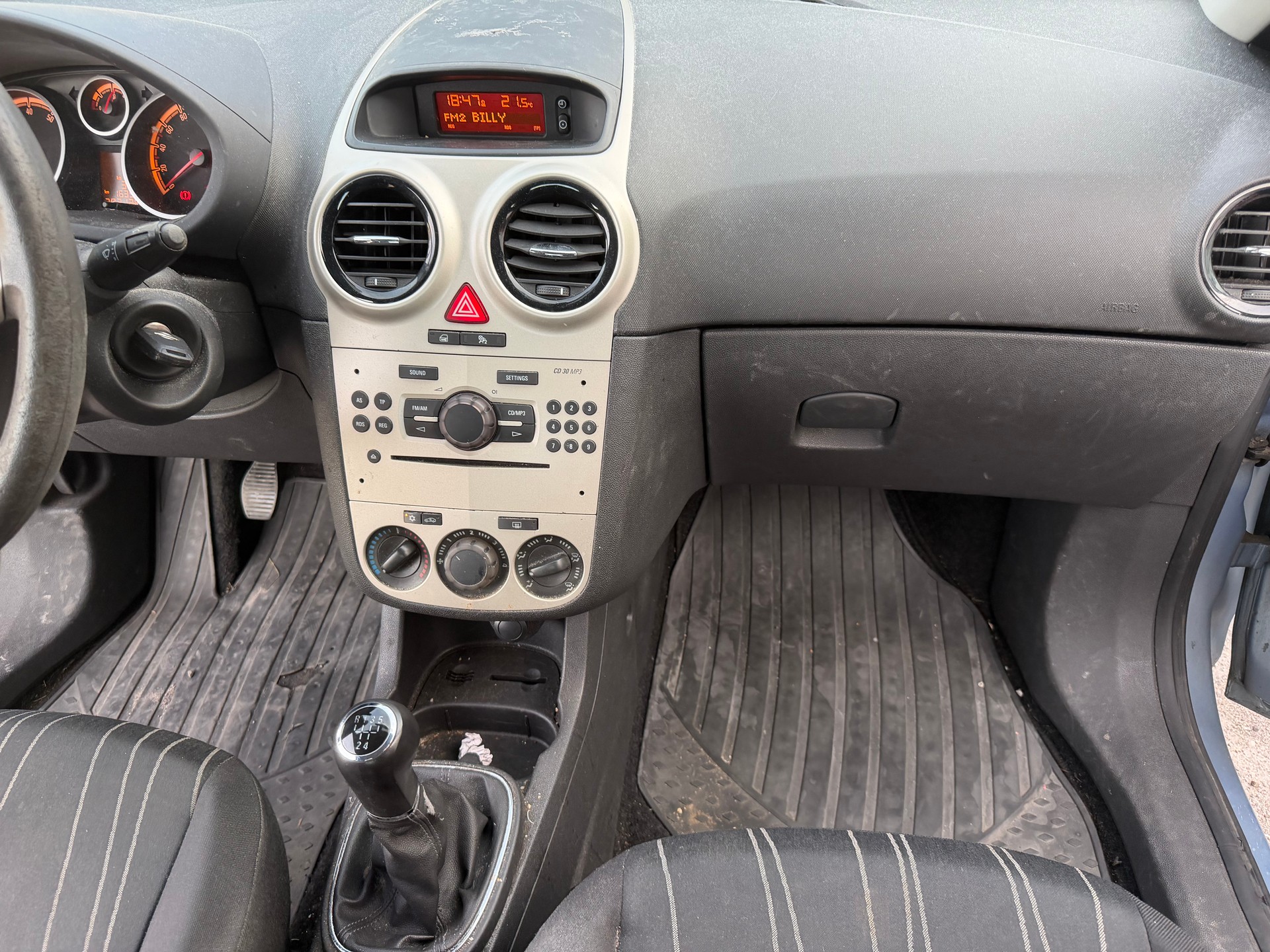 OPEL Corsa 1.2 TP-image-9