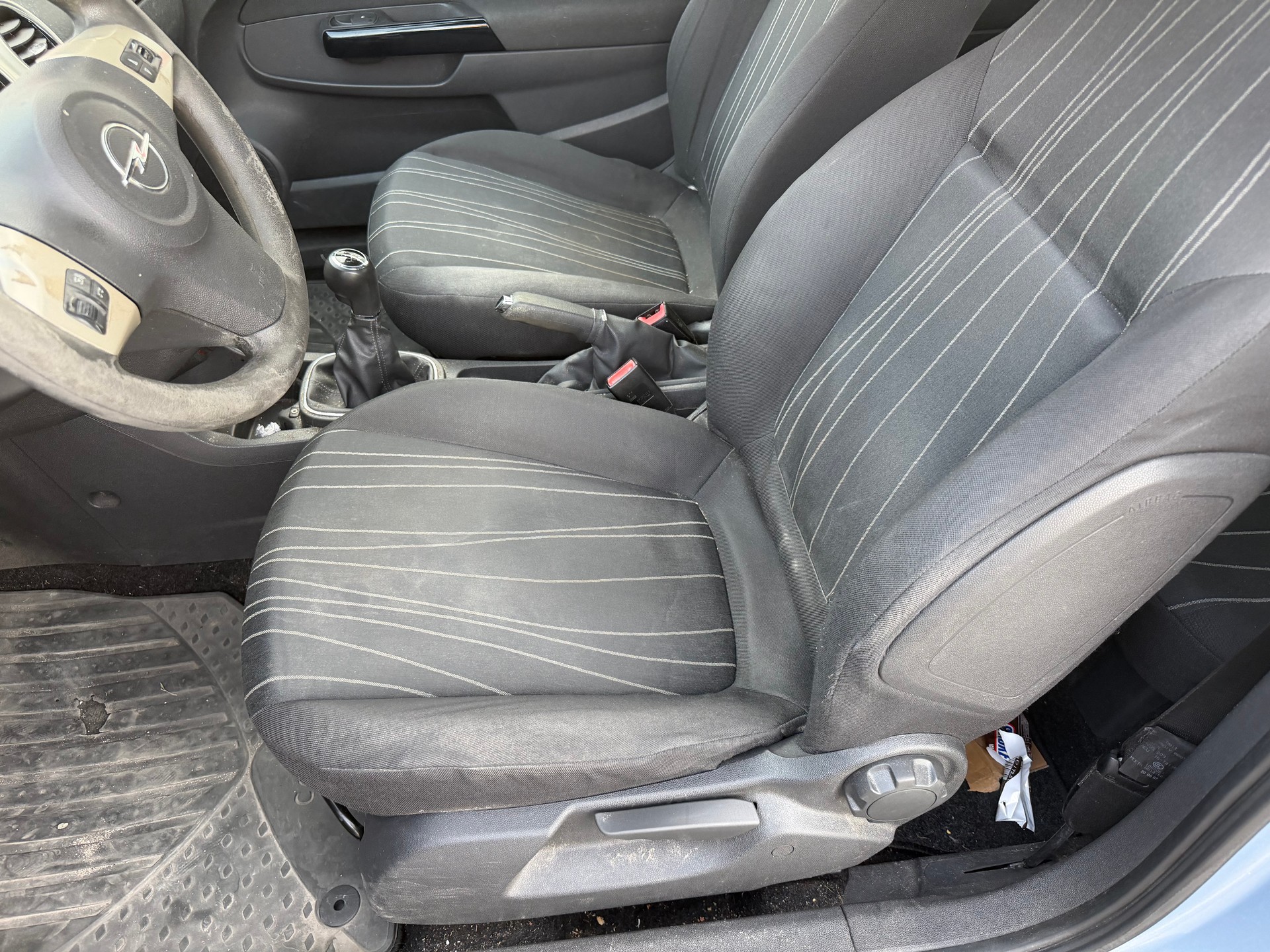 OPEL Corsa 1.2 TP-image-5