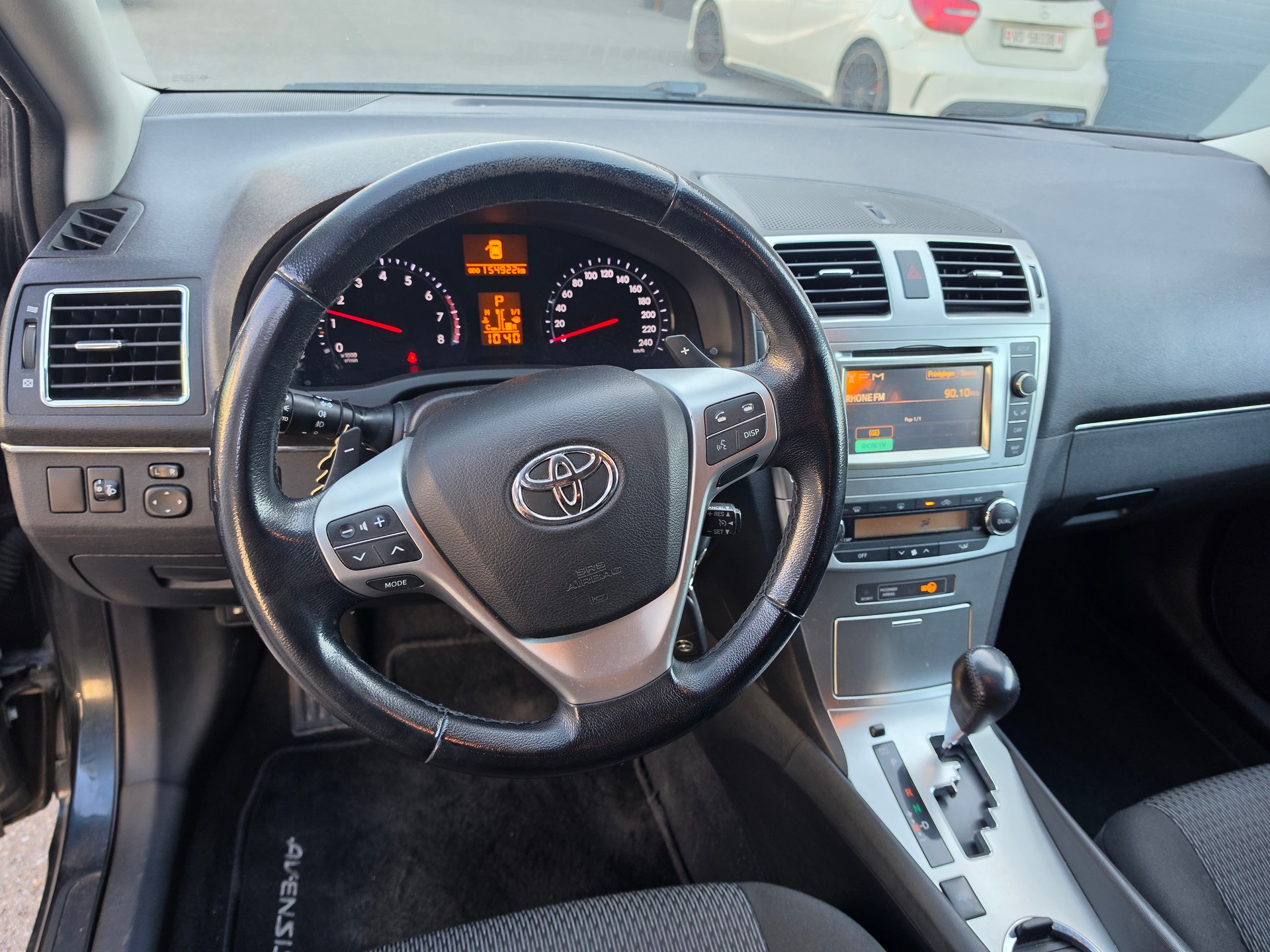 TOYOTA Avensis Sportswagon 2.0 Linea Sol Multidrive-image-9