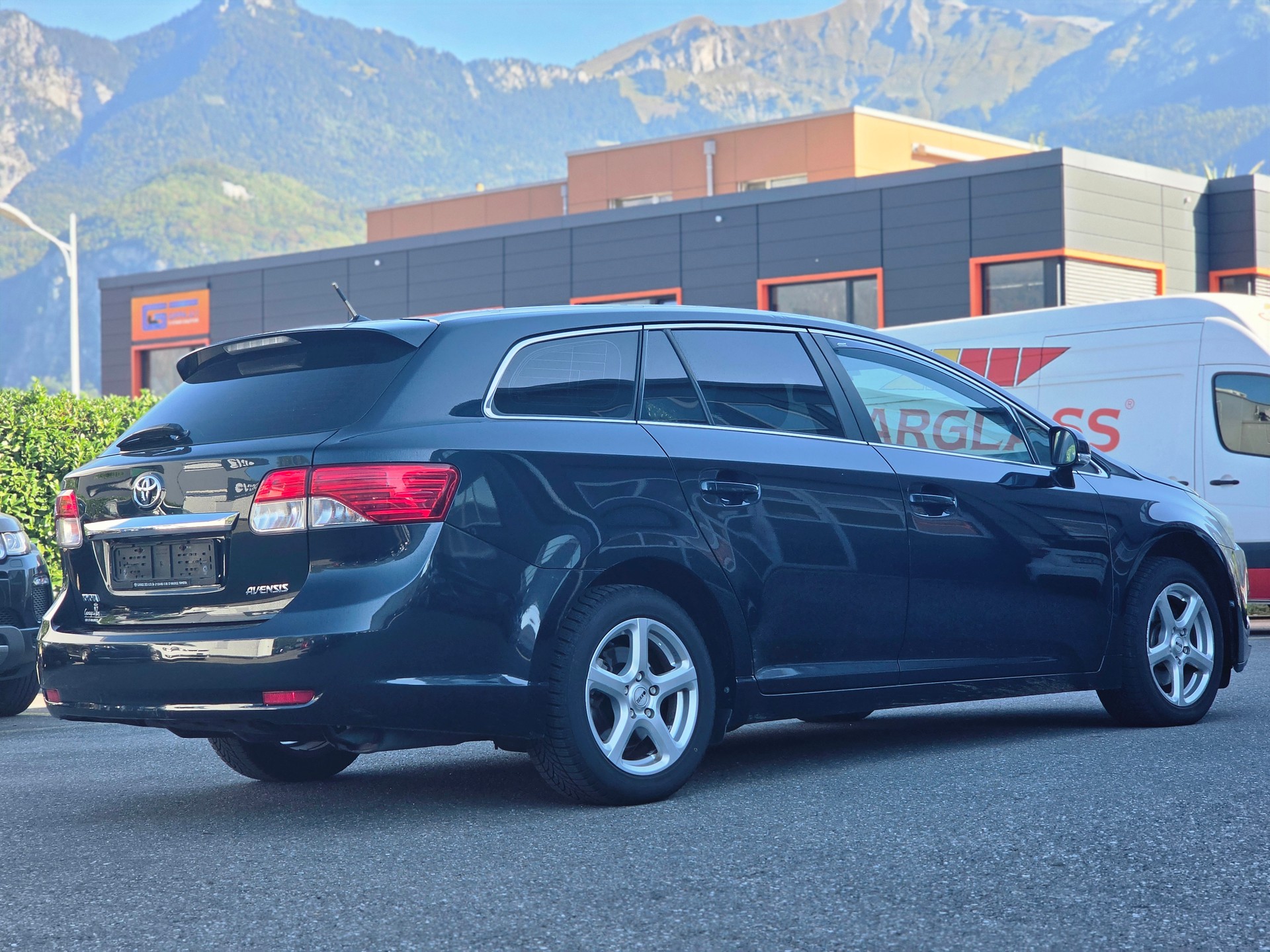 TOYOTA Avensis Sportswagon 2.0 Linea Sol Multidrive-image-5