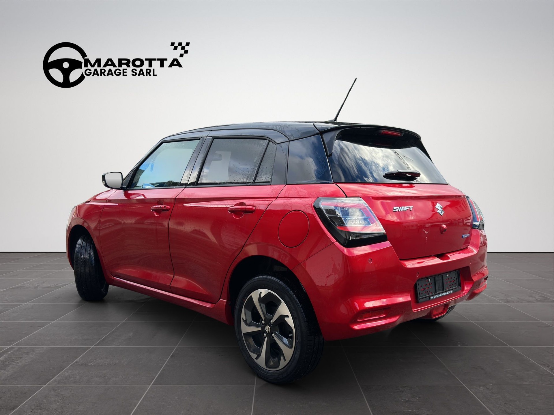 SUZUKI Swift 1.2 1st Edition Top Hybrid 4x4-image-3