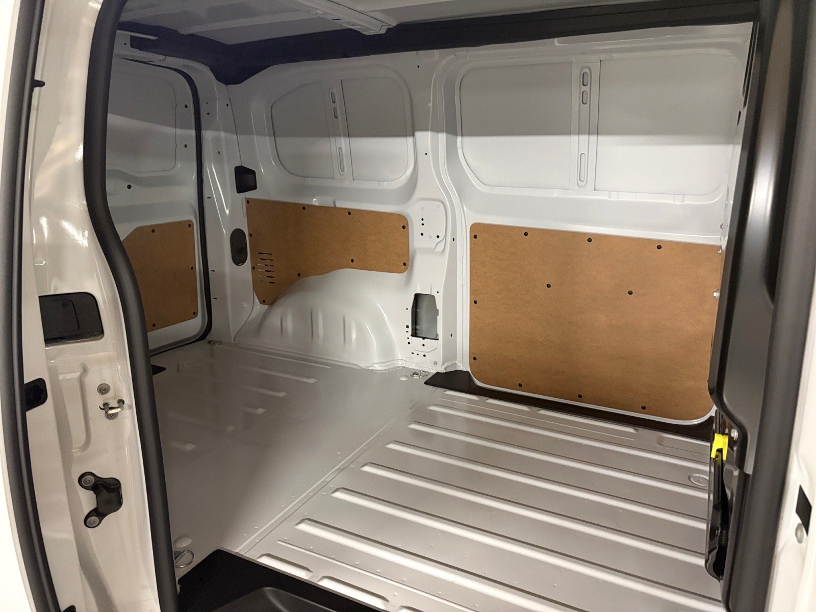 PEUGEOT Expert 1.5 BlueHDi 120 S&S Standard-image-13