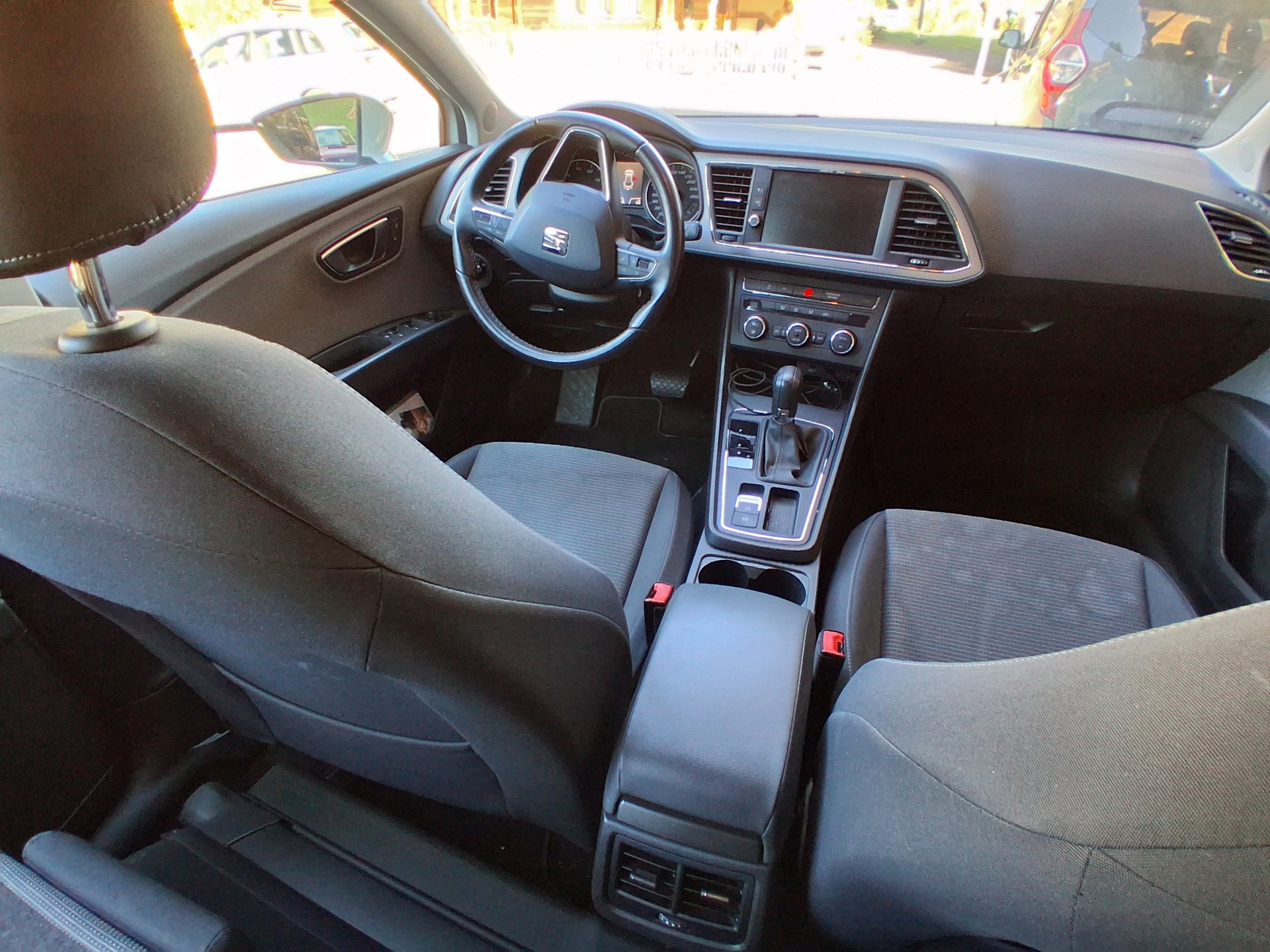 SEAT Leon ST 1.4 TGI Style DSG-image-4
