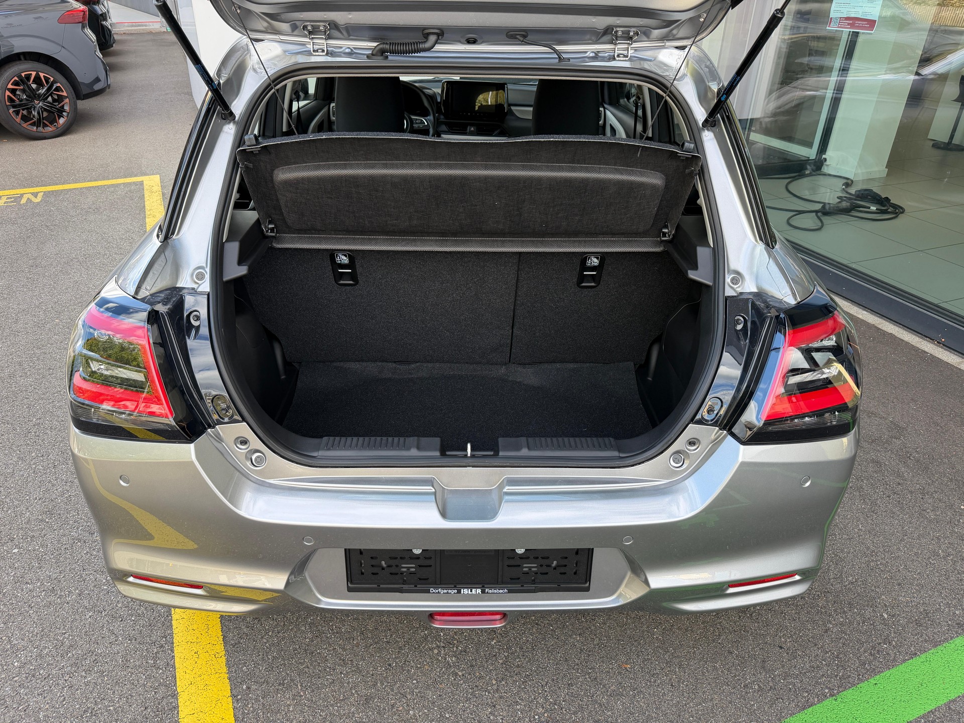SUZUKI Swift 1.2 Unico Hybrid-image-6