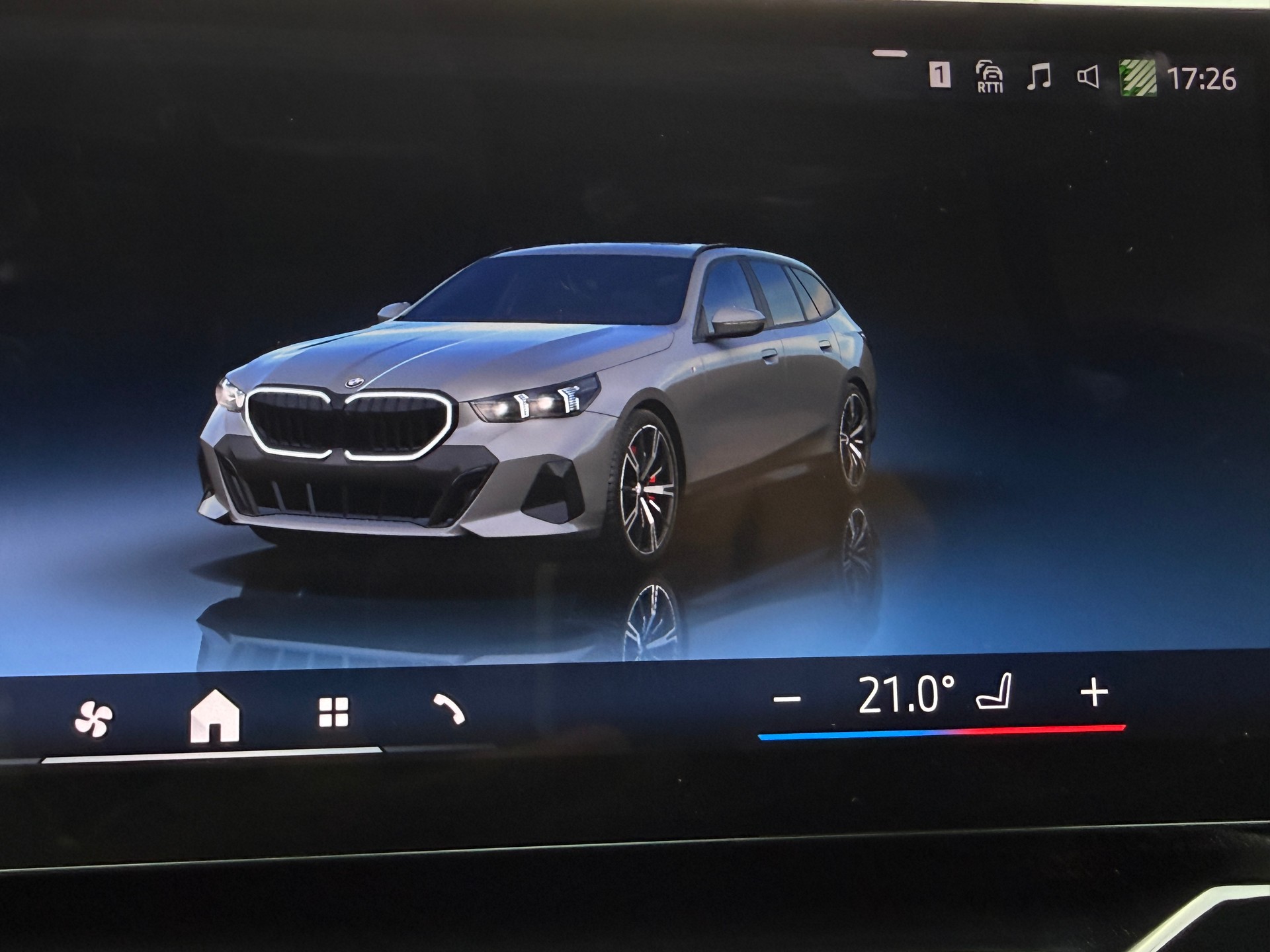 BMW 520d xDrive 48V Touring M Sport Pro Steptronic Brooklyn Grau Metallic*Panoramaglassdach-image-24
