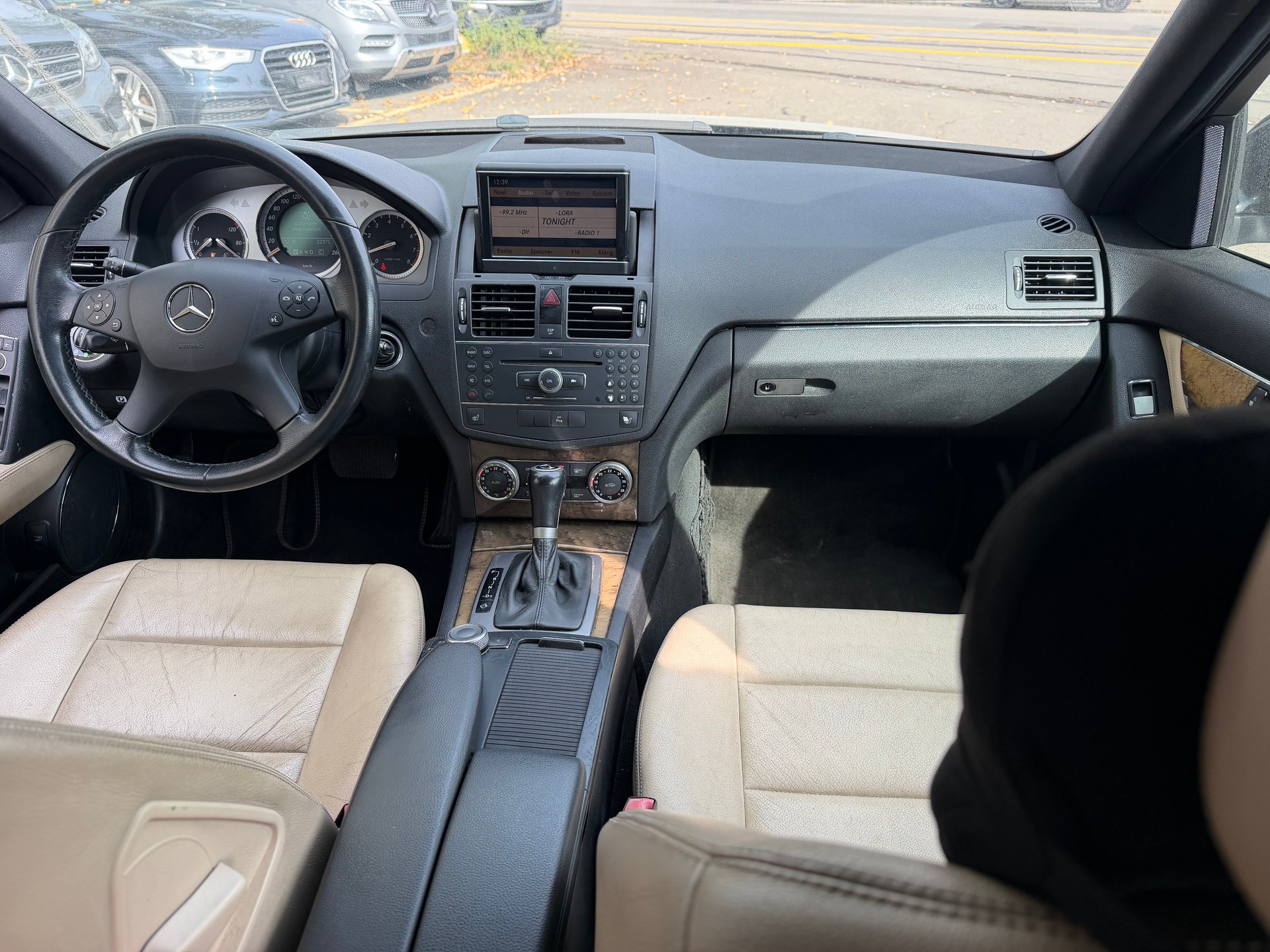MERCEDES-BENZ C 300 (280) Elégance 7G-Tronic-image-9