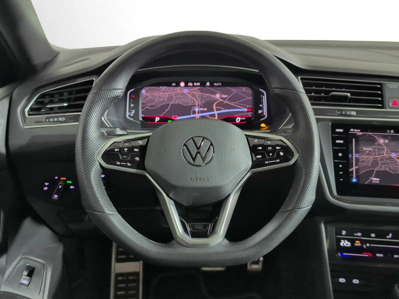 VW Tiguan Allspace 2.0TSI R-Line 4Motion DSG-image-11
