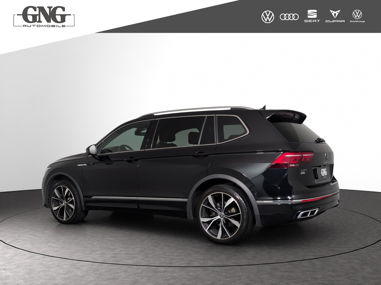 VW Tiguan Allspace 2.0TSI R-Line 4Motion DSG-image-1