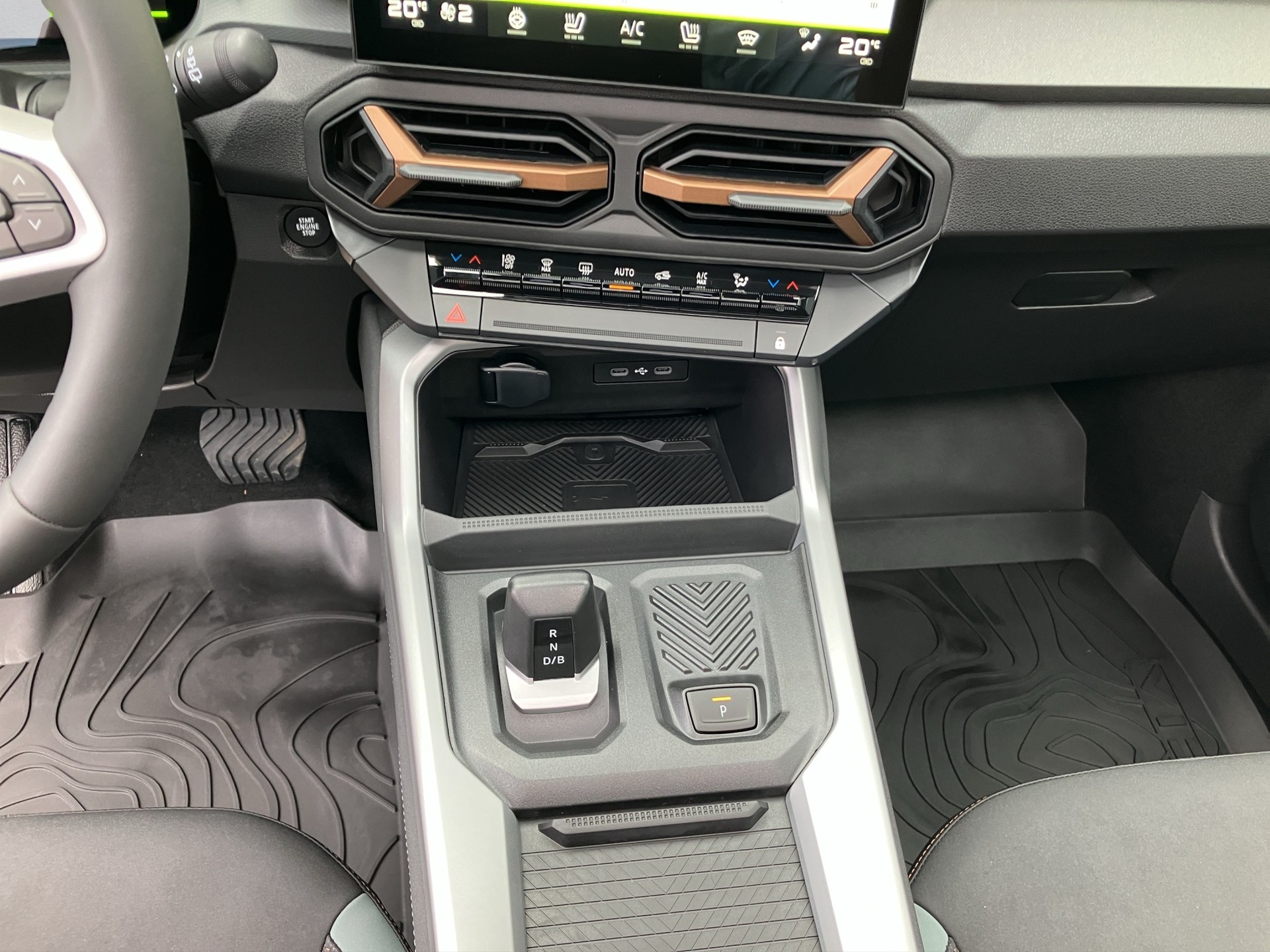 DACIA Bigster HEV 155 Extreme-image-11