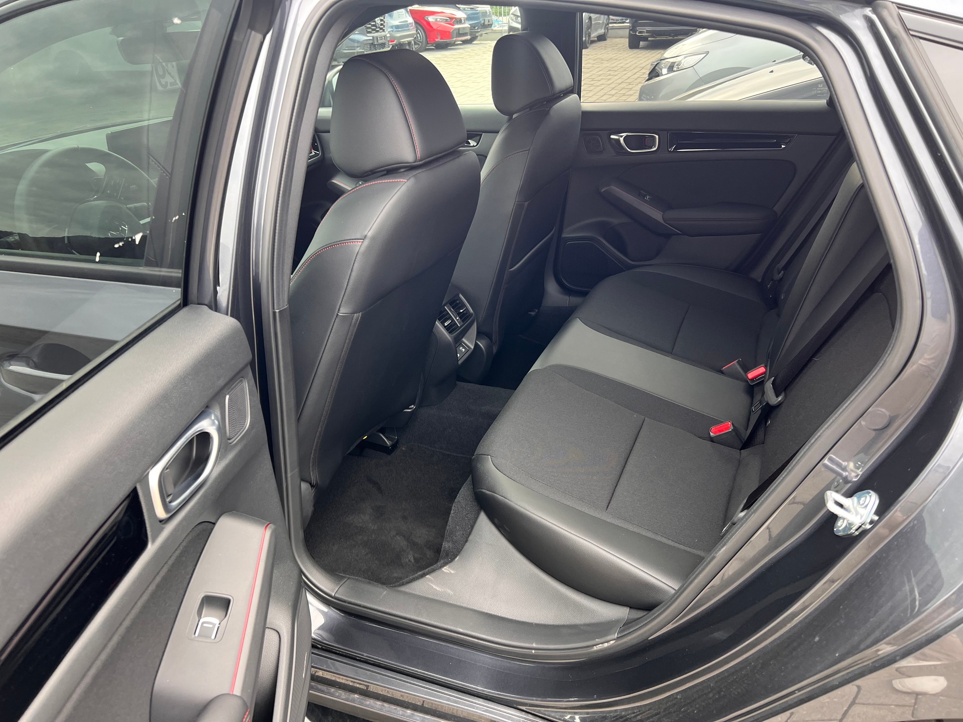 HONDA Civic 2.0 i-MMD HEV Sport-image-5