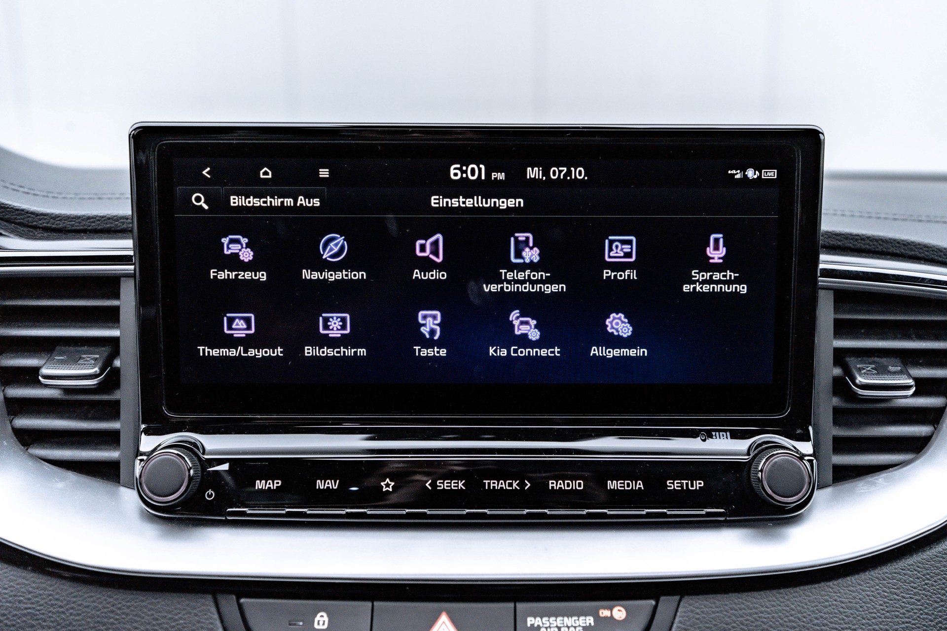 KIA Ceed 1.5 T-GDi MHEV GT Line DCT * CH - FAHRZEUG * TRAUMHAFTE AUSSTATTUNG * SCHIEBEDACH * JBL *-image-22