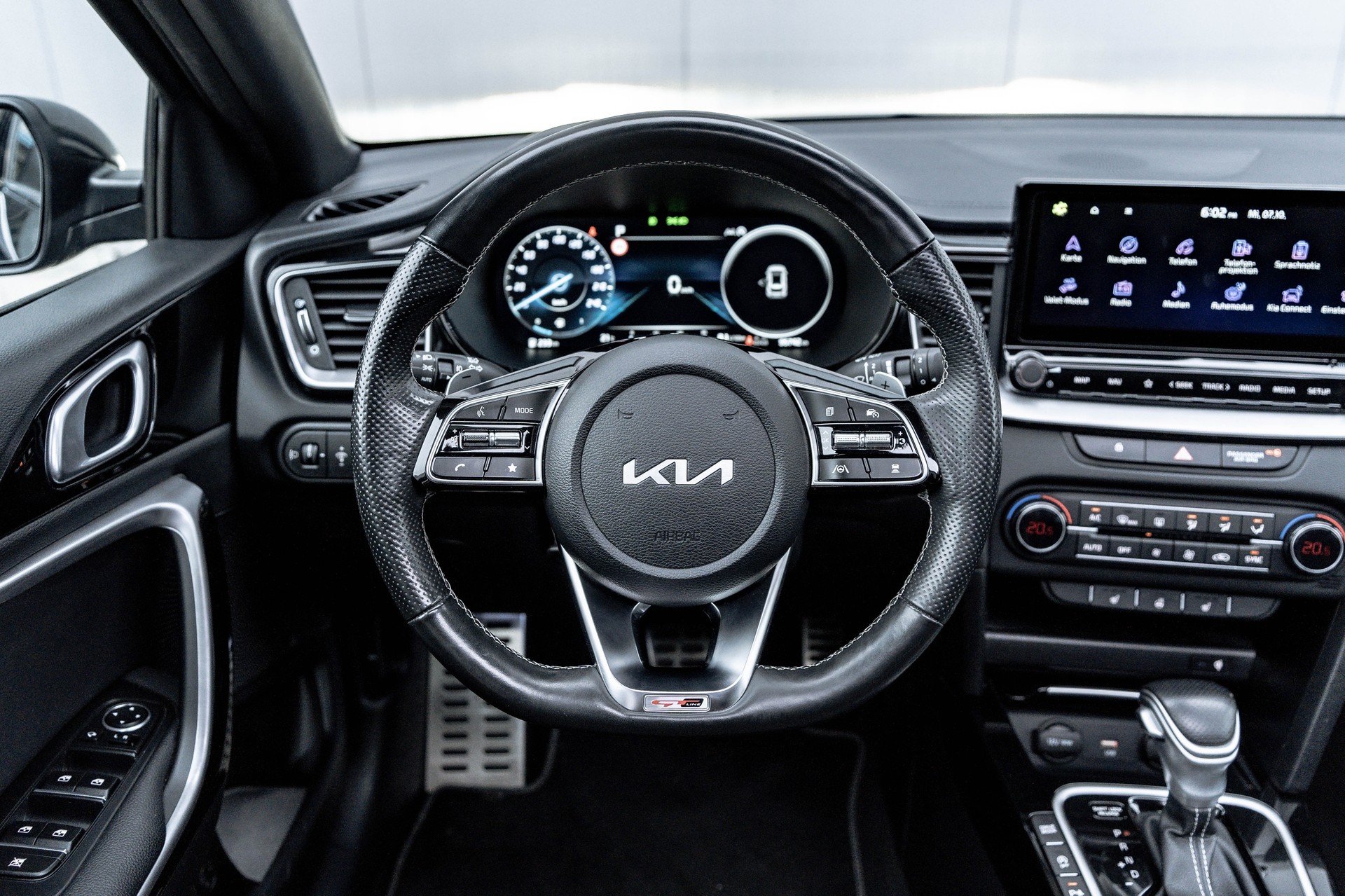 KIA Ceed 1.5 T-GDi MHEV GT Line DCT * CH - FAHRZEUG * TRAUMHAFTE AUSSTATTUNG * SCHIEBEDACH * JBL *-image-12