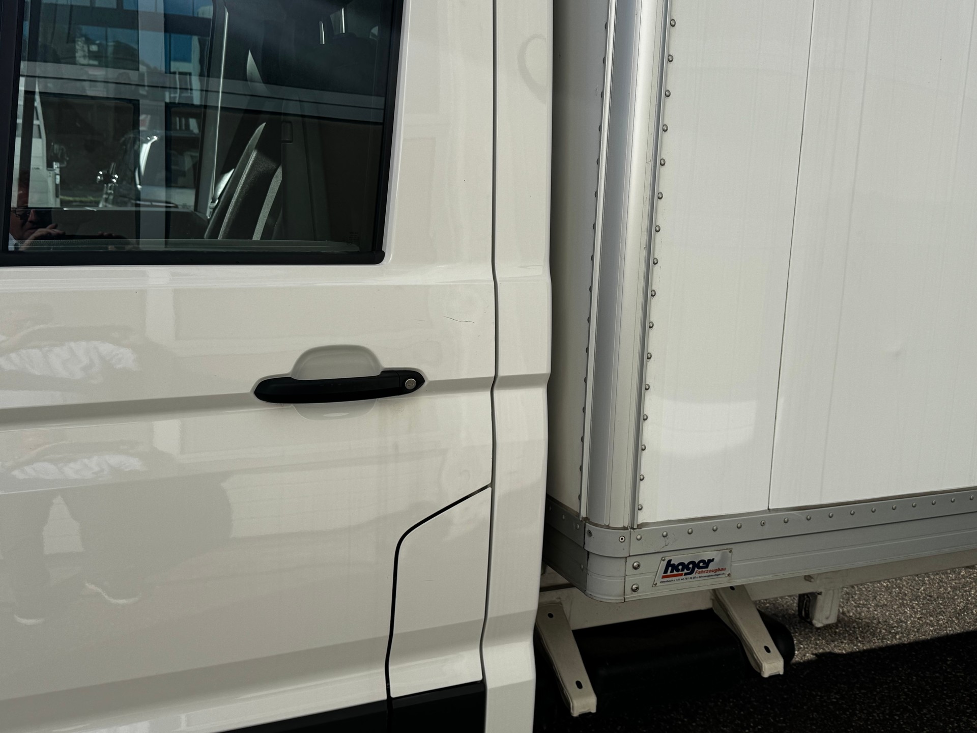 VW Crafter 35 2.0 TDI Kipp./Prits./Koffer+Heb. Champion HD L4-image-1