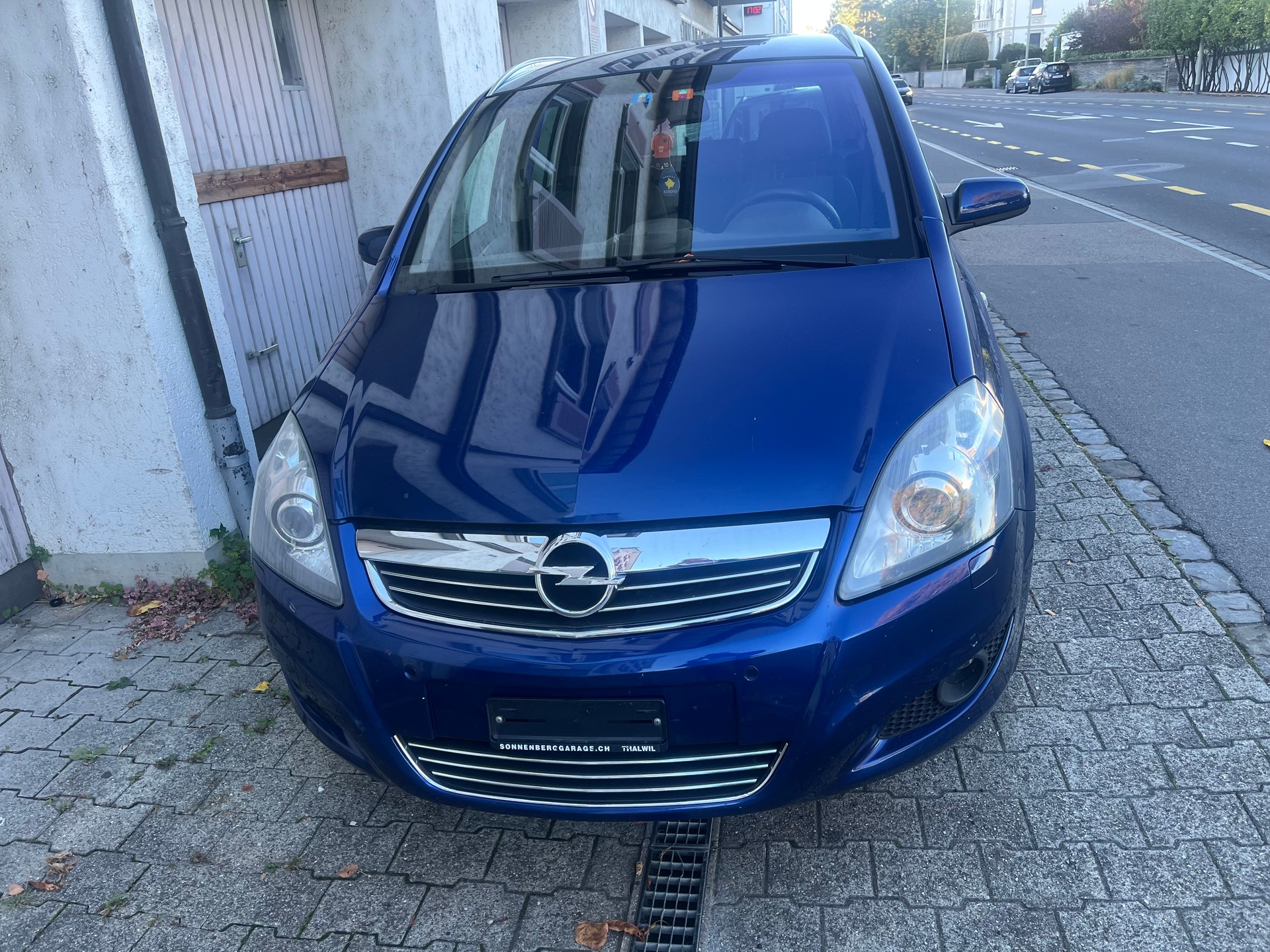 OPEL Zafira 1.9 CDTI Cosmo-image-0