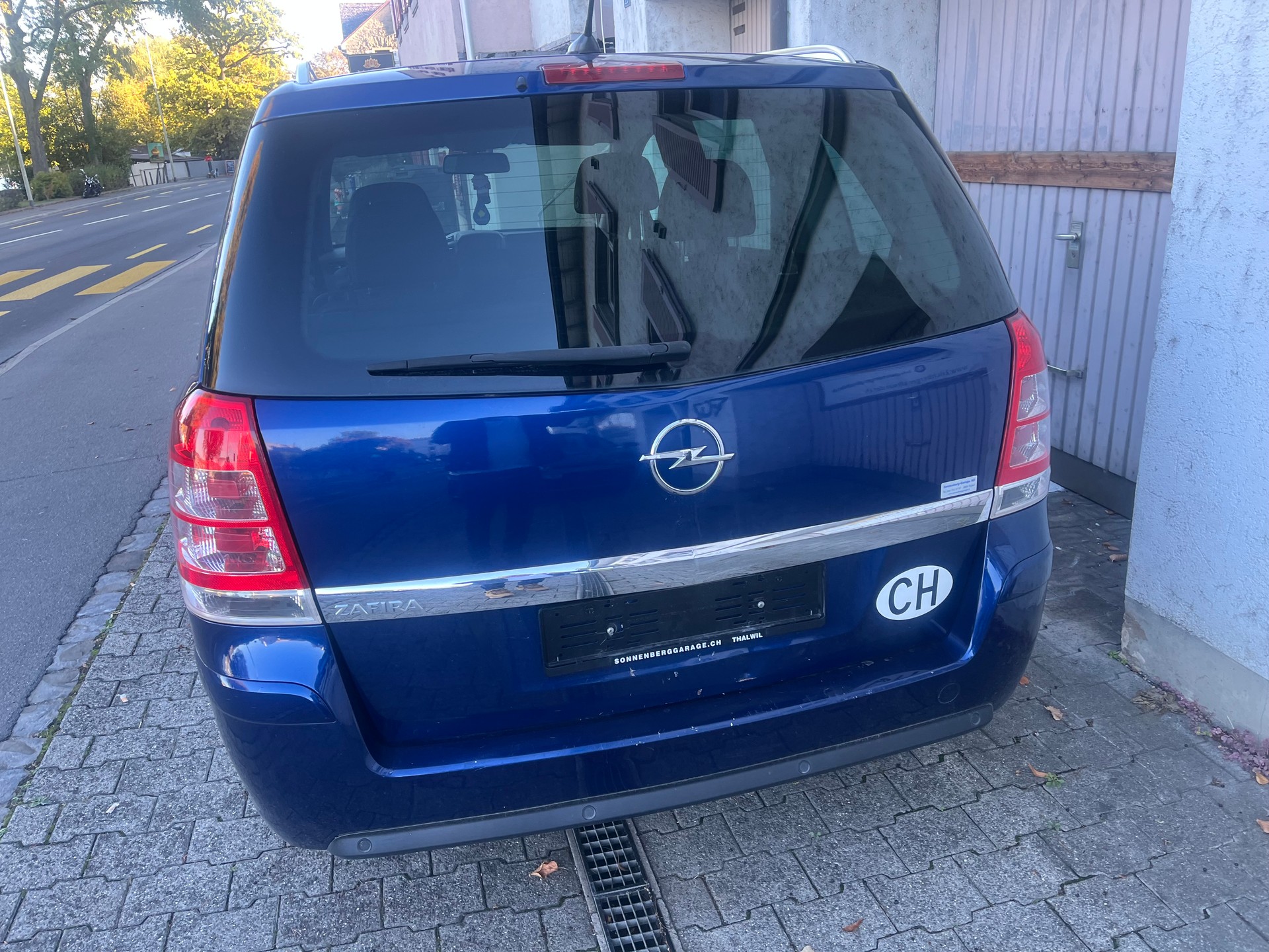 OPEL Zafira 1.9 CDTI Cosmo-image-2