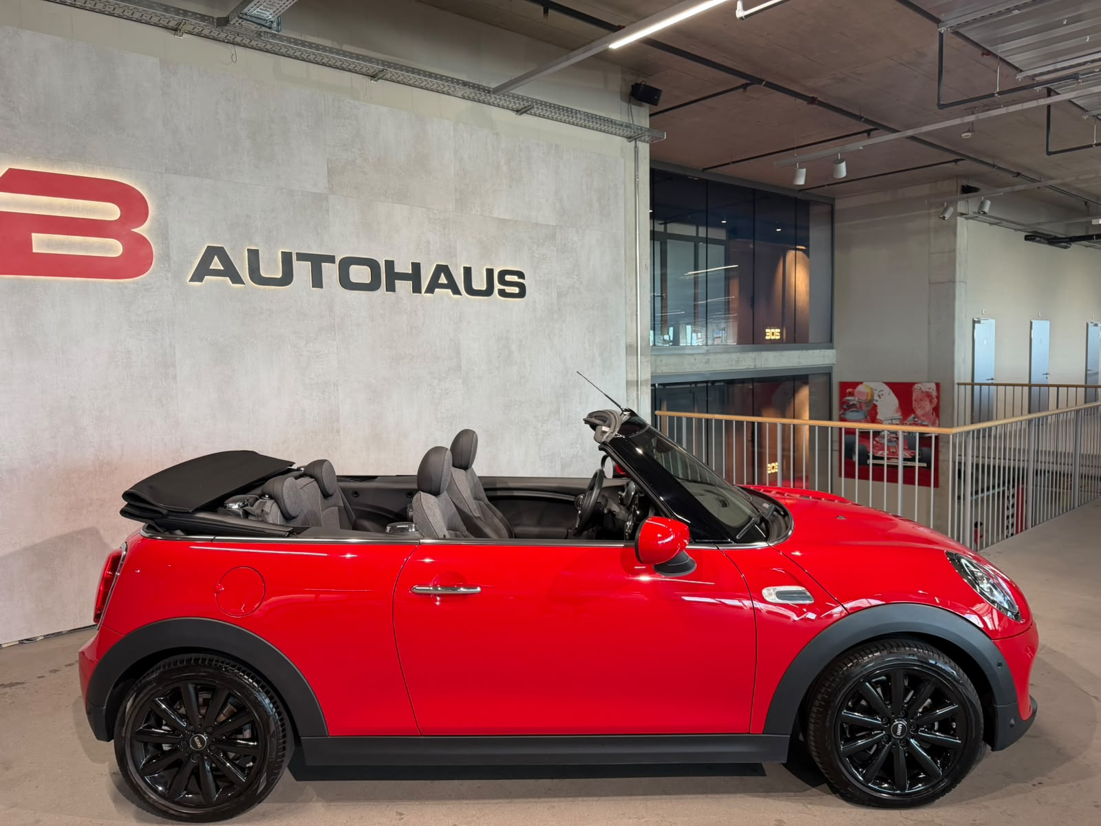 MINI Cooper Cabriolet DKG (CH)-image-12