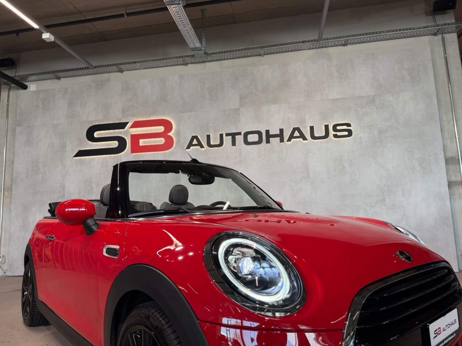 MINI Cooper Cabriolet DKG (CH)-image-10