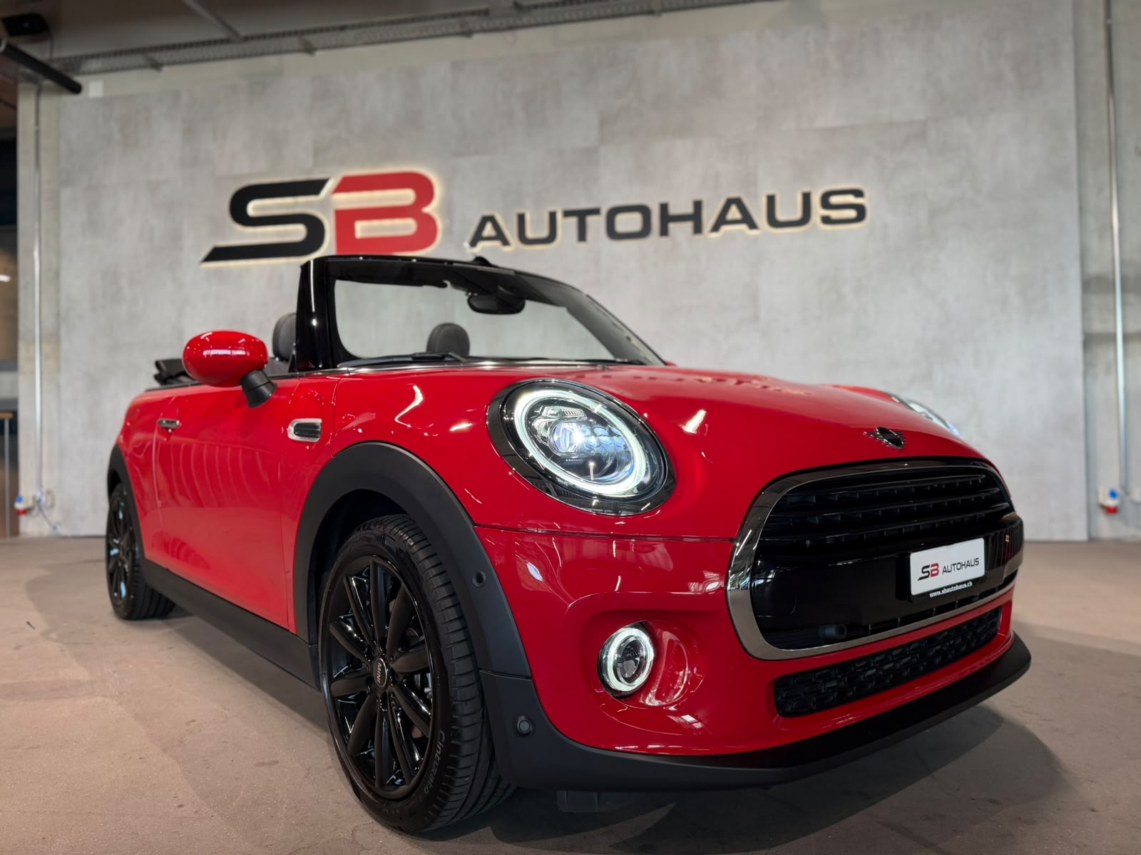 MINI Cooper Cabriolet DKG (CH)-image-8