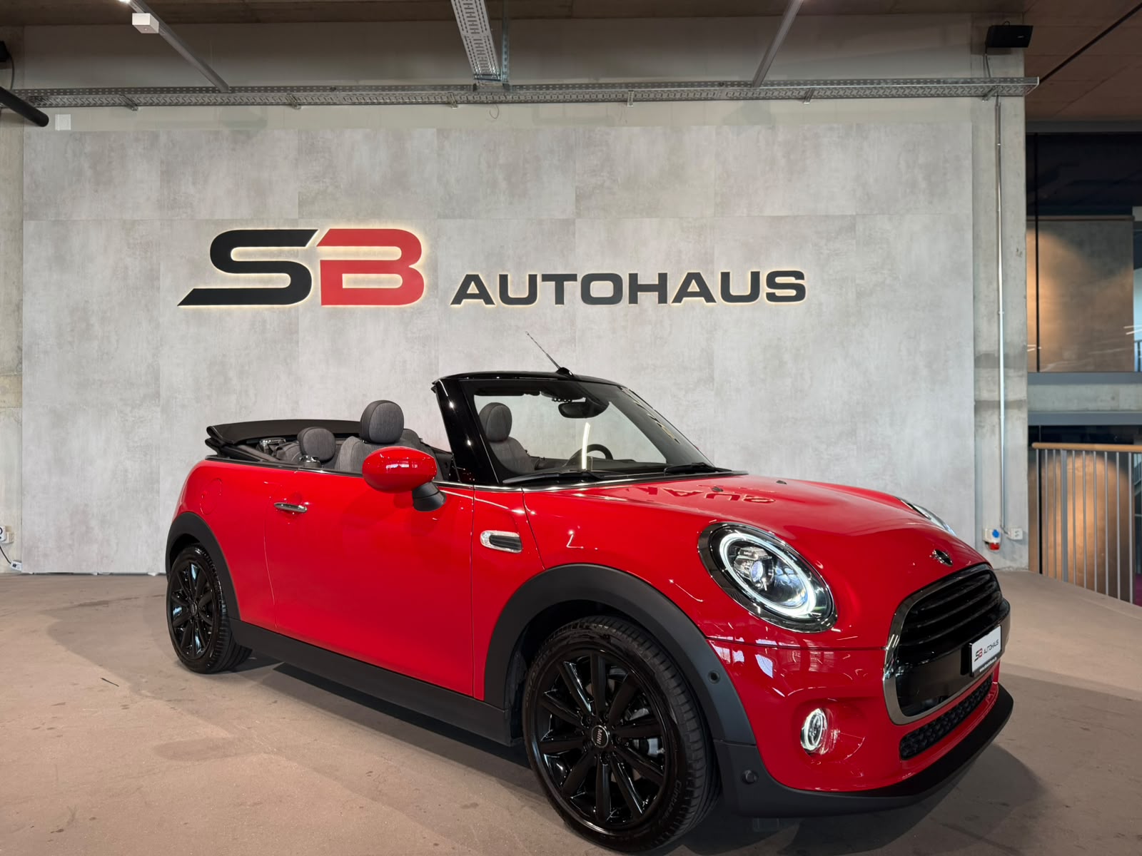 MINI Cooper Cabriolet DKG (CH)-image-6