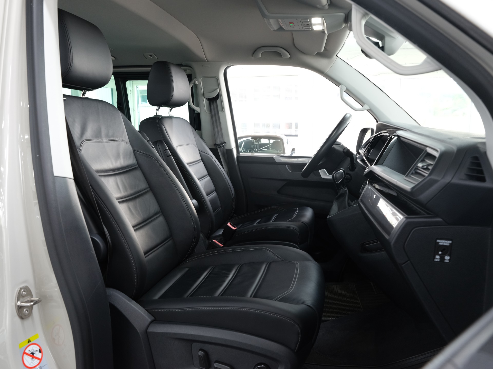 VW T6.1 Multivan 2.0 Bi-TDI Family 4Motion DSG *360 Kamera* *Assistenten* *CarPlay*-image-30