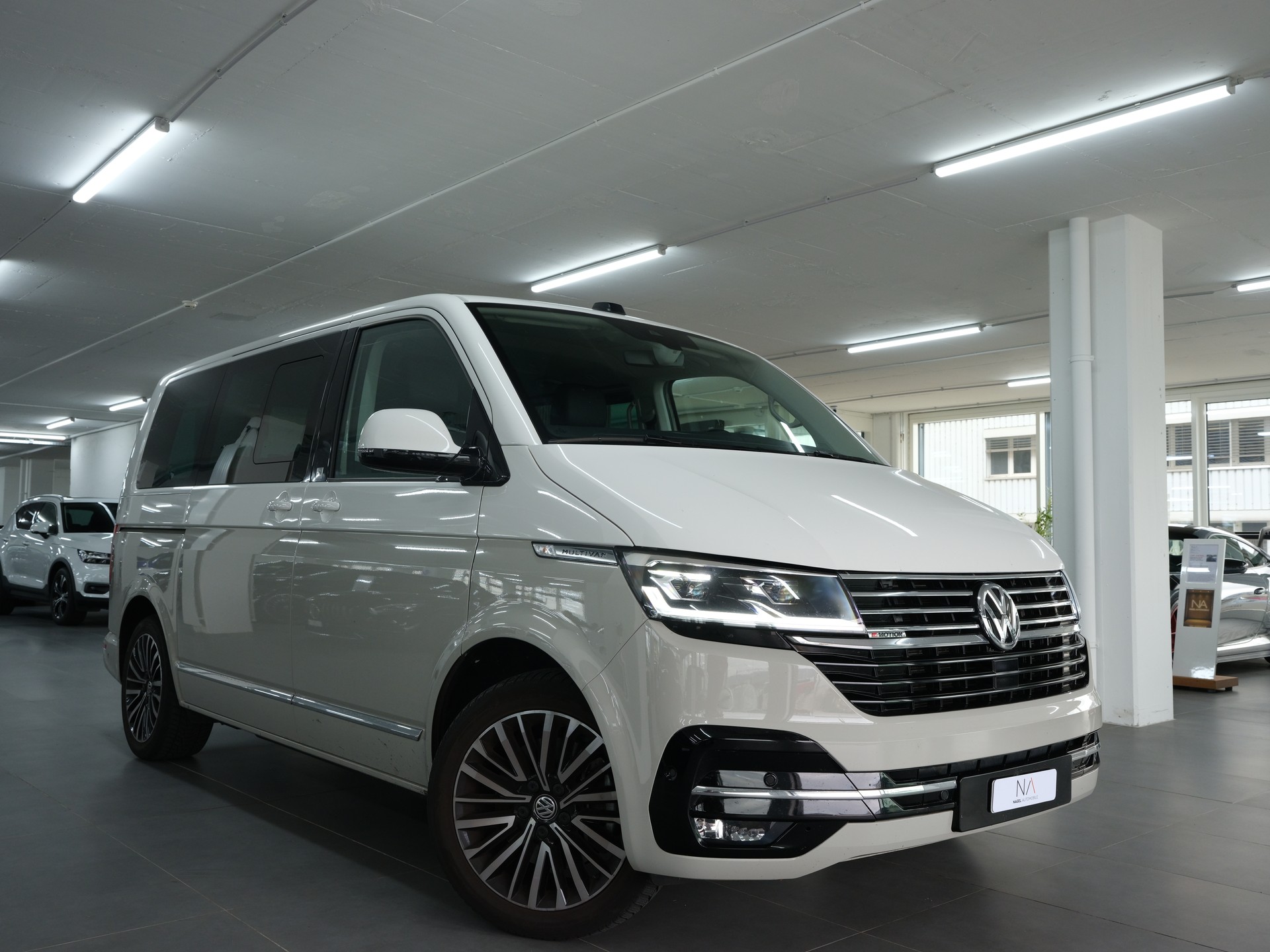 VW T6.1 Multivan 2.0 Bi-TDI Family 4Motion DSG *360 Kamera* *Assistenten* *CarPlay*-image-0