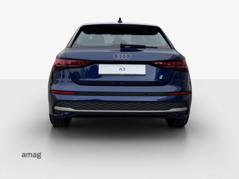 AUDI A3 Sportback TFSI 85 kW Ambition S-tronic-image-3