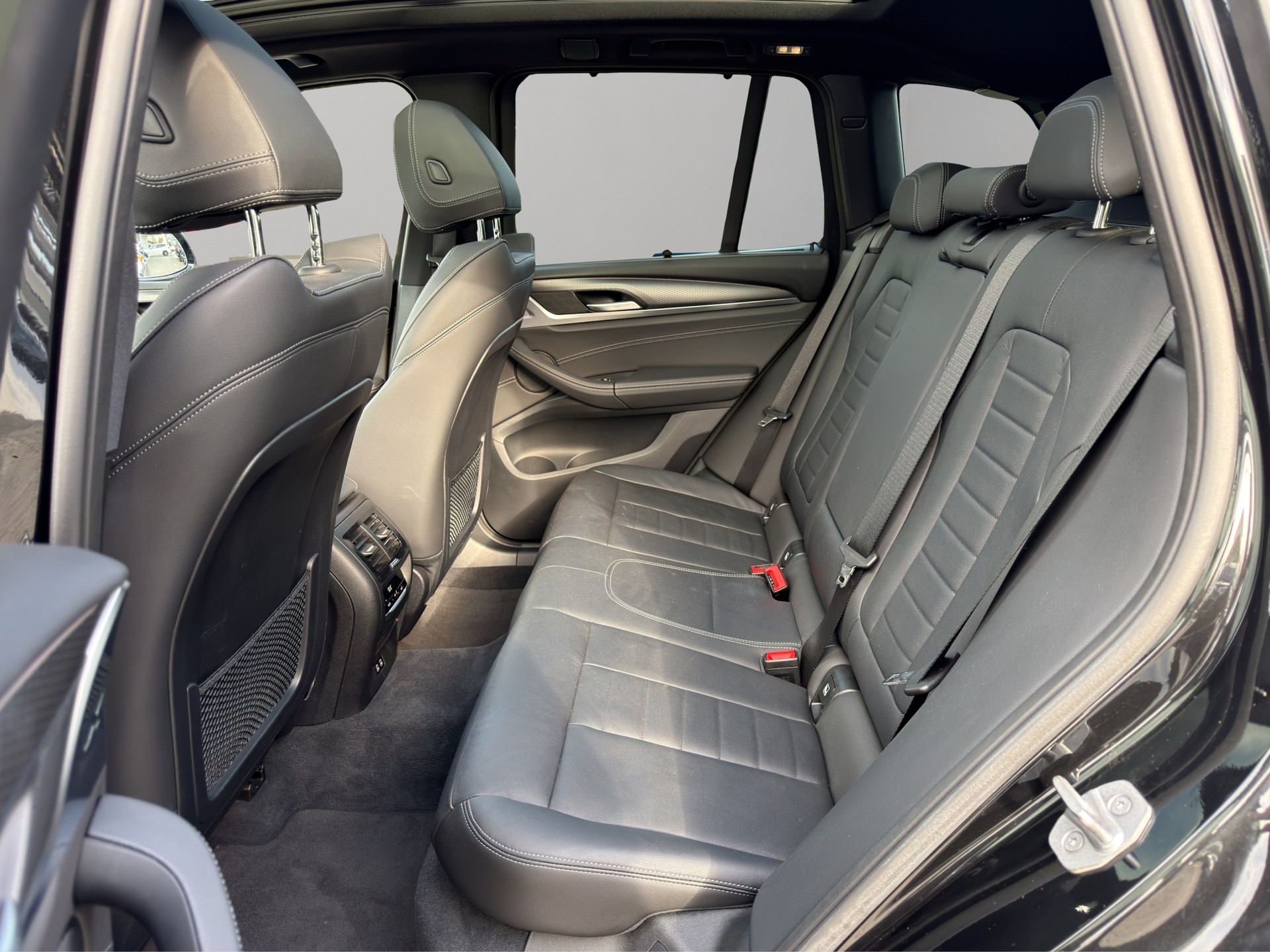BMW X3 xDrive 48V 20d M Sport-image-16