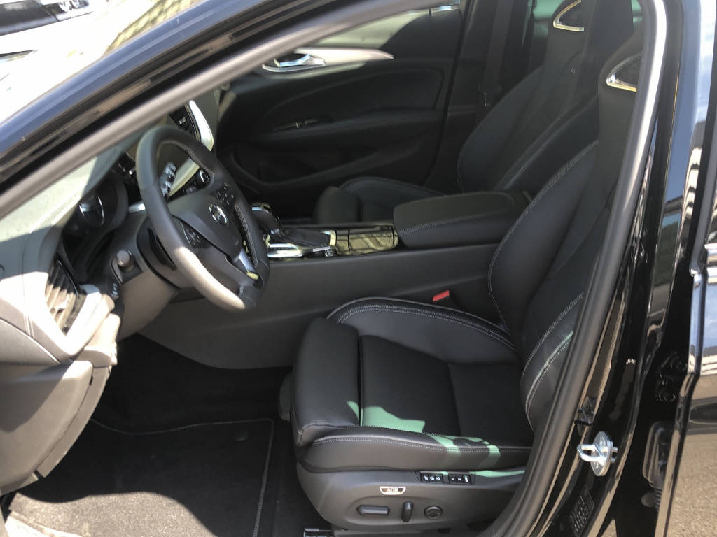 OPEL Insignia Sports Tourer 2.0 T GSi AWD-image-4