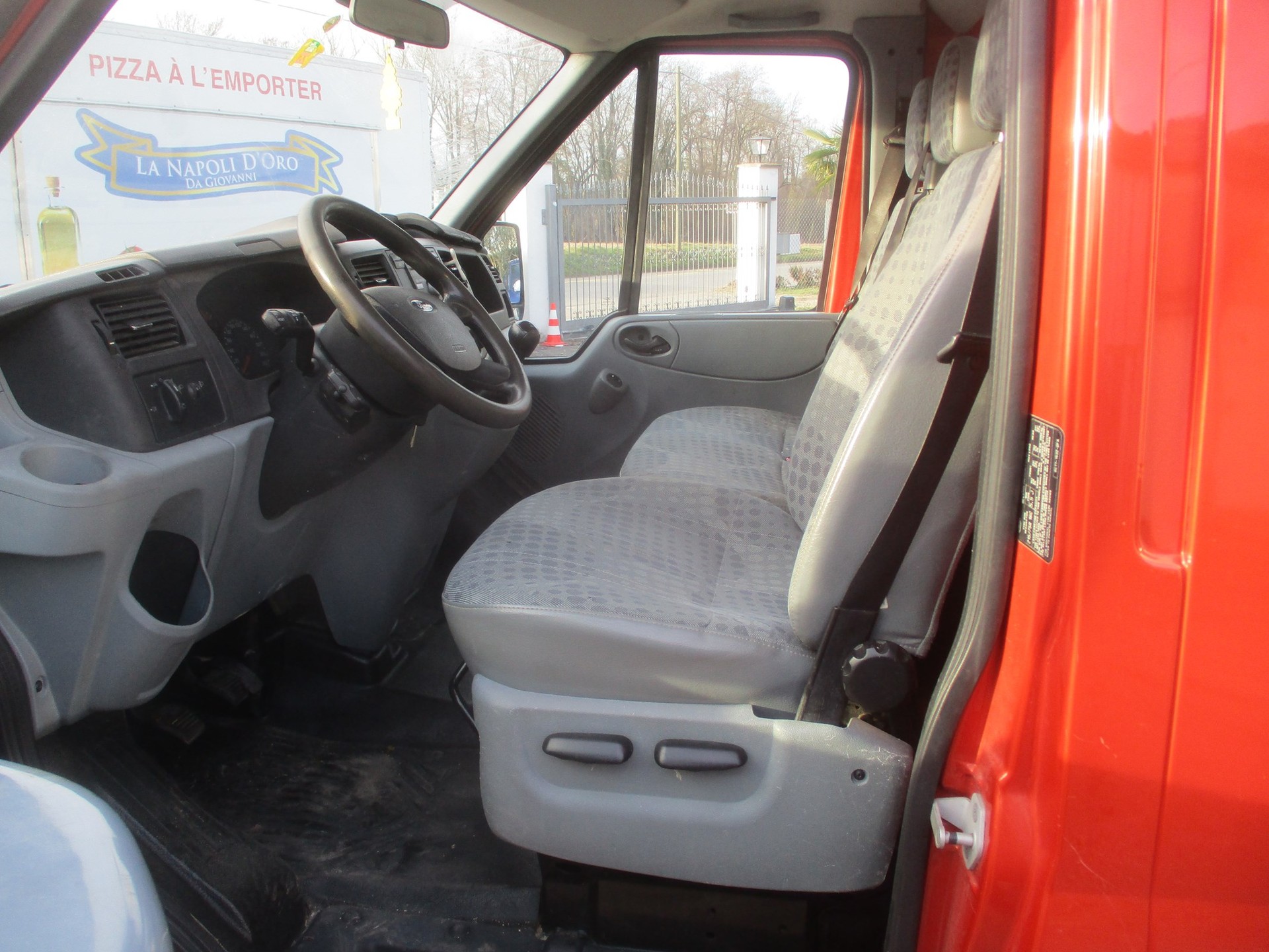 FORD Transit 350M Level 3-image-6