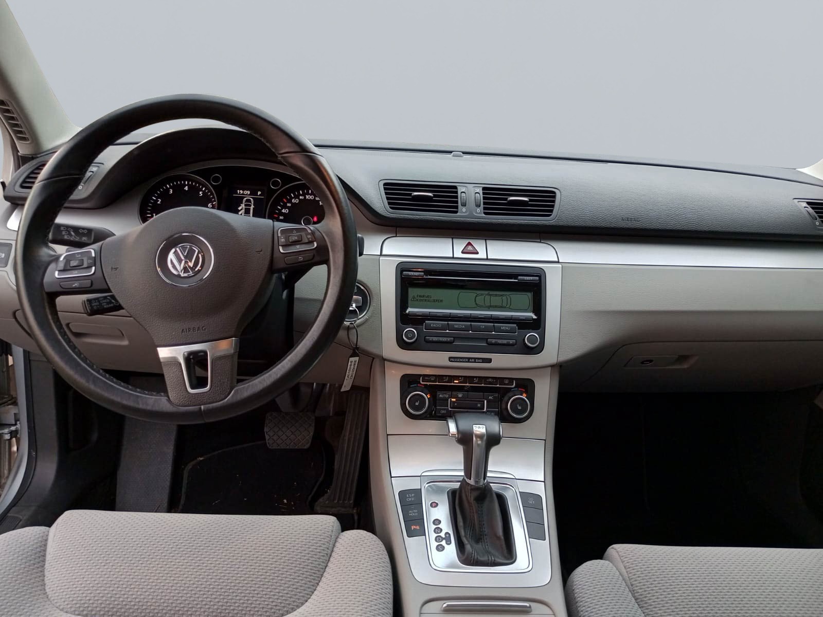 VW Passat 1.8 TSI Comfortline DSG-image-4