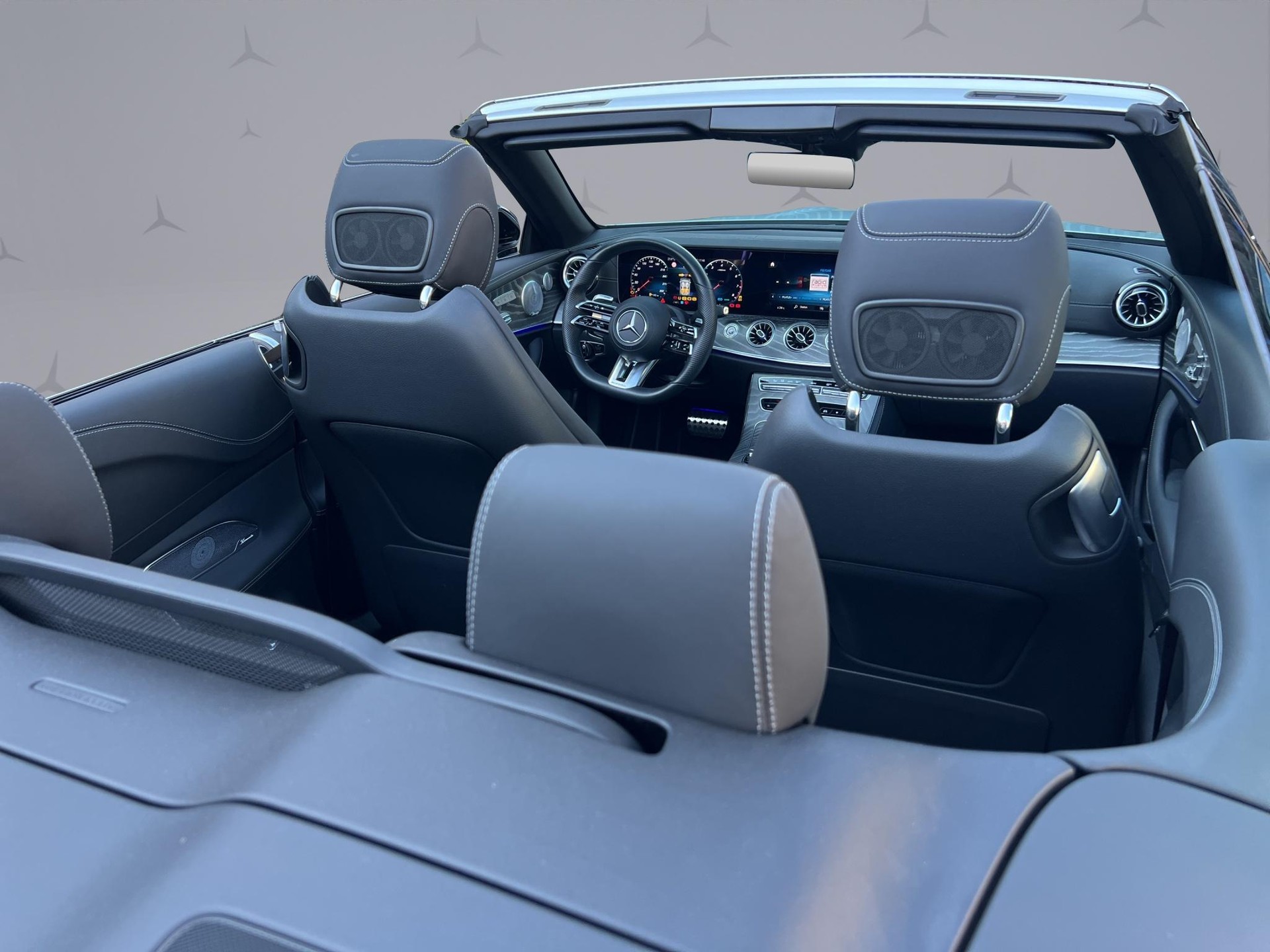 MERCEDES-BENZ E 53 AMG 4matic+ Cabriolet-image-20