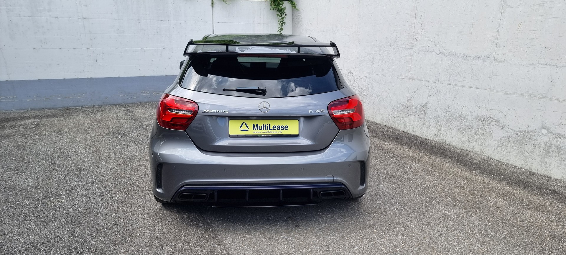 MERCEDES-BENZ A 45 AMG 4Matic-image-5