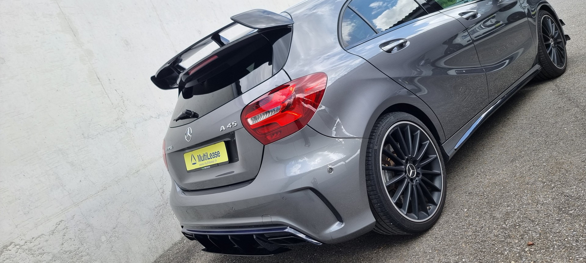MERCEDES-BENZ A 45 AMG 4Matic-image-10