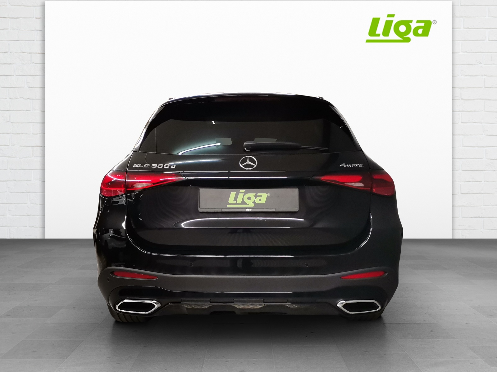 MERCEDES-BENZ GLC 300 d AMG Line 4Matic-image-4