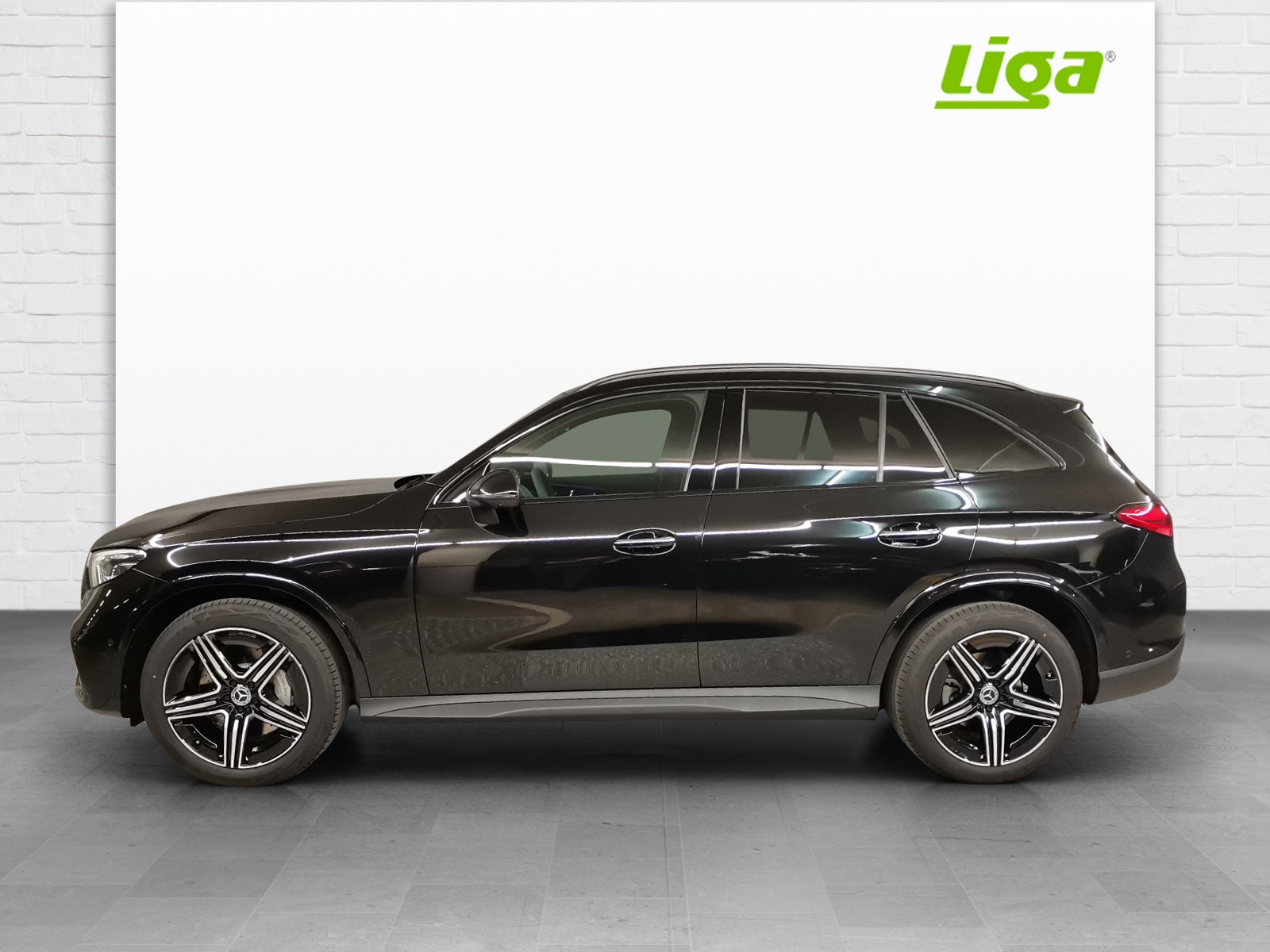 MERCEDES-BENZ GLC 300 d AMG Line 4Matic-image-0