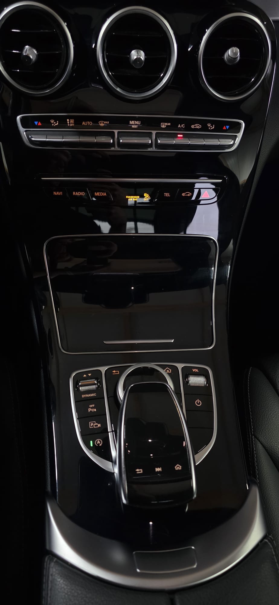 MERCEDES-BENZ C 220 d Swiss Star AMG Line 4M 9G-Tronic *CH-Fahrzeug*-image-18