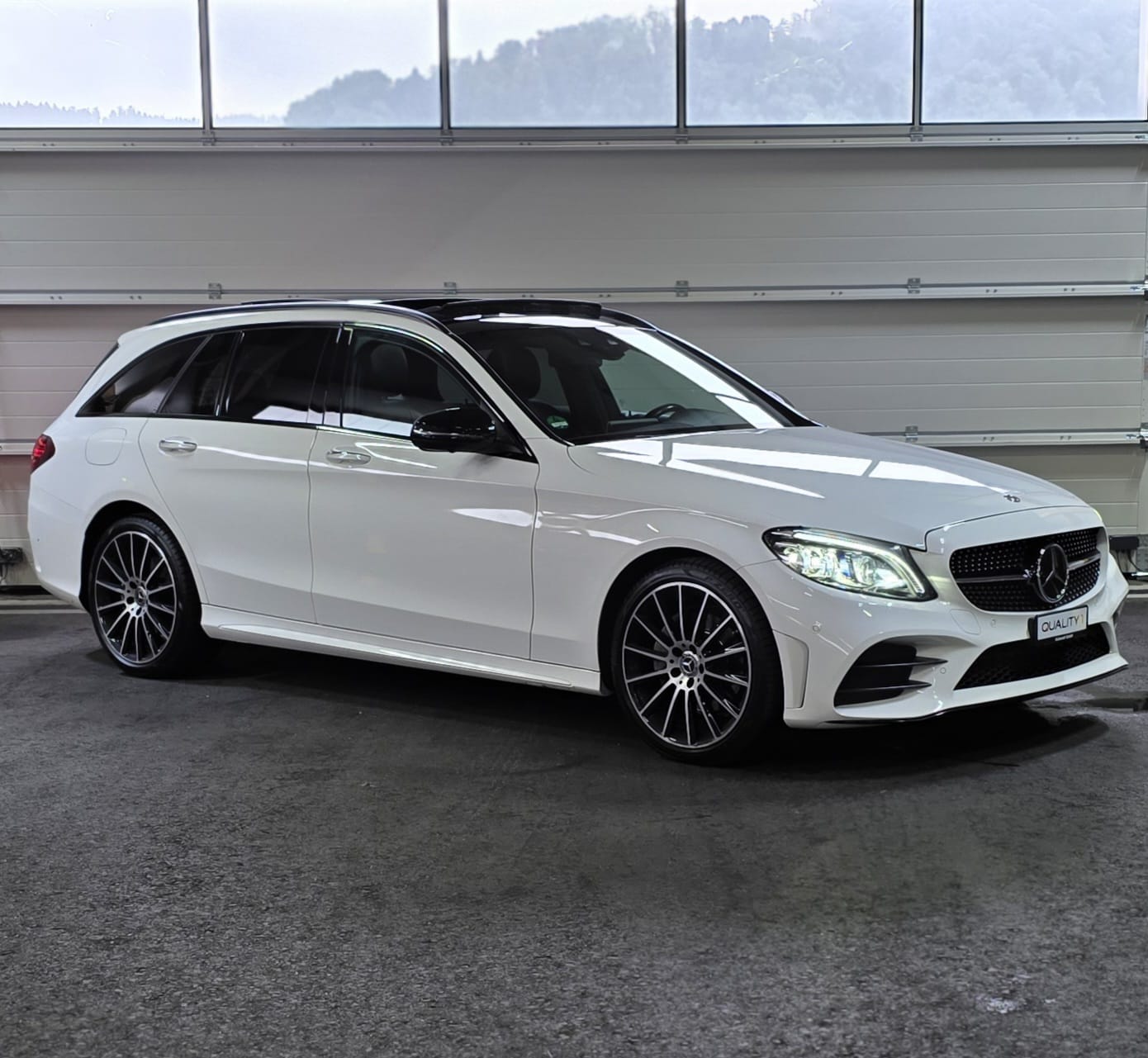 MERCEDES-BENZ C 220 d Swiss Star AMG Line 4M 9G-Tronic *CH-Fahrzeug*-image-6