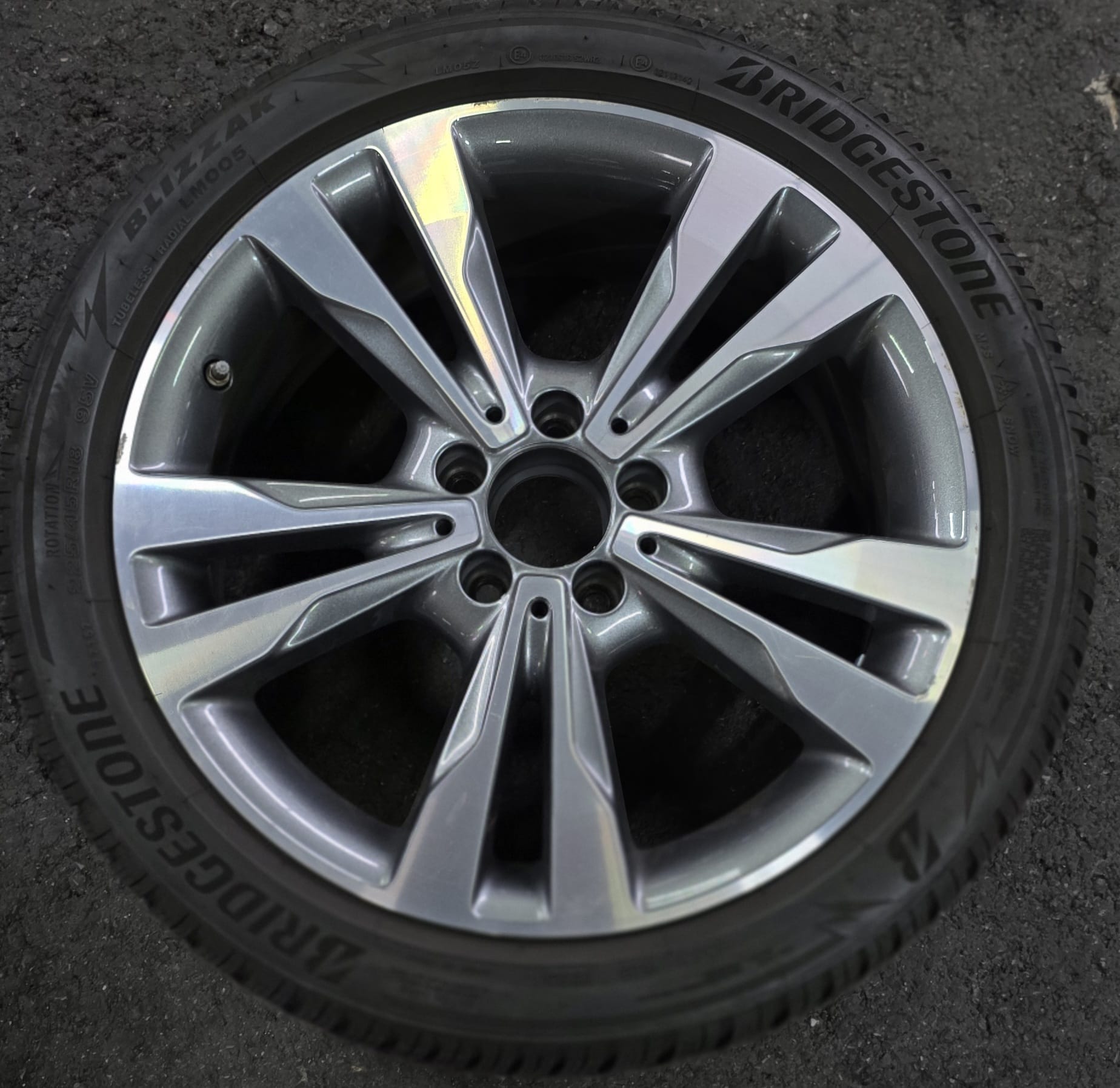 MERCEDES-BENZ C 220 d Swiss Star AMG Line 4M 9G-Tronic *CH-Fahrzeug*-image-30