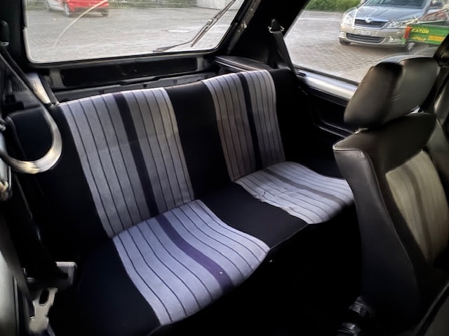 VW Golf 1800 GTI-image-8
