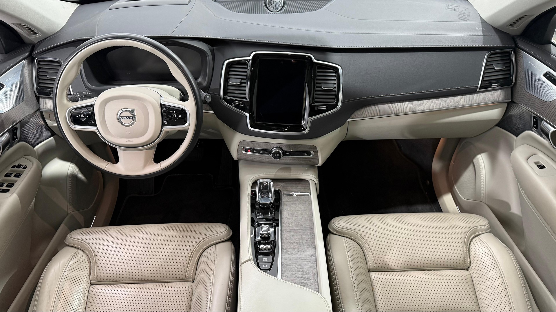 VOLVO XC90 2.0 T8 TE Inscription 7P.-image-4