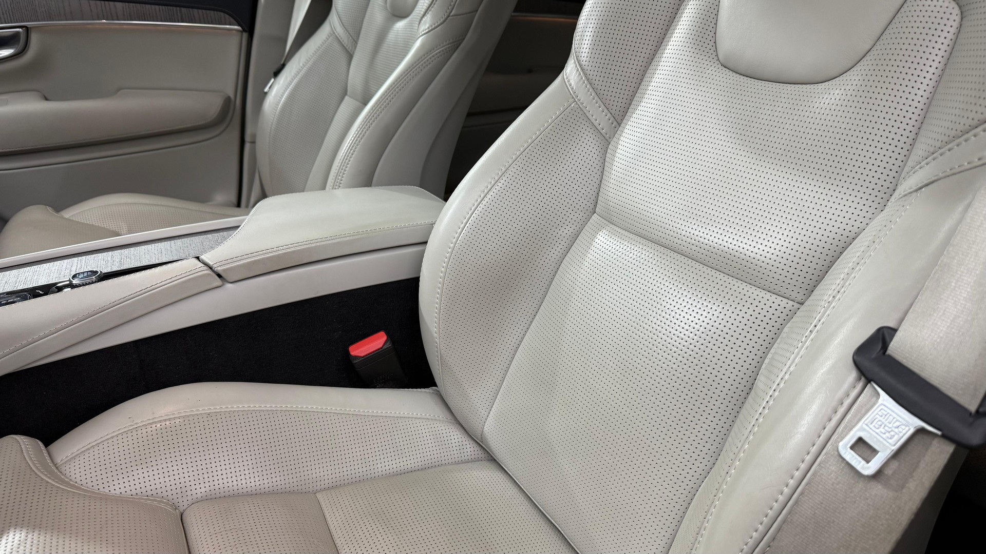 VOLVO XC90 2.0 T8 TE Inscription 7P.-image-13