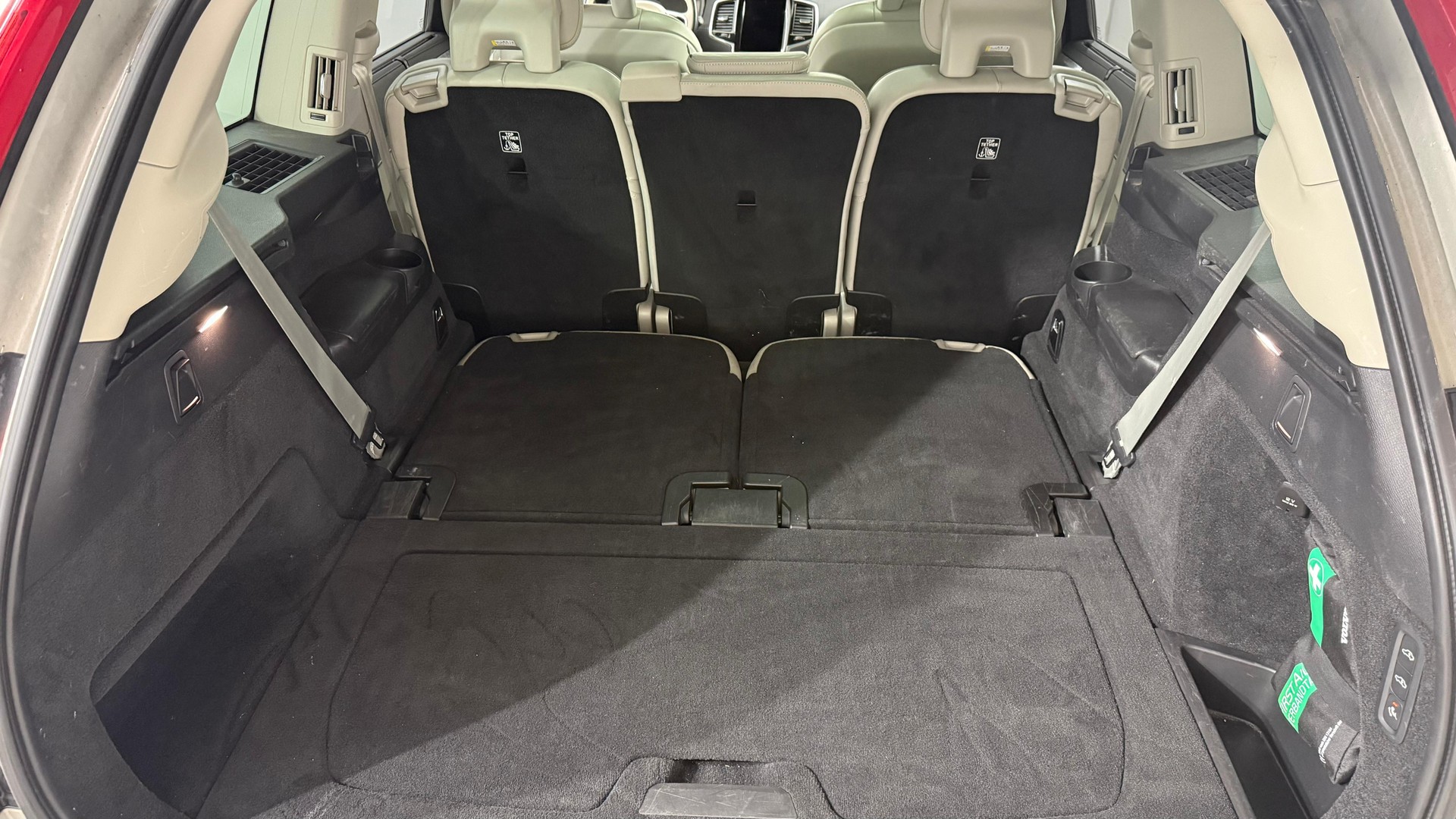 VOLVO XC90 2.0 T8 TE Inscription 7P.-image-6