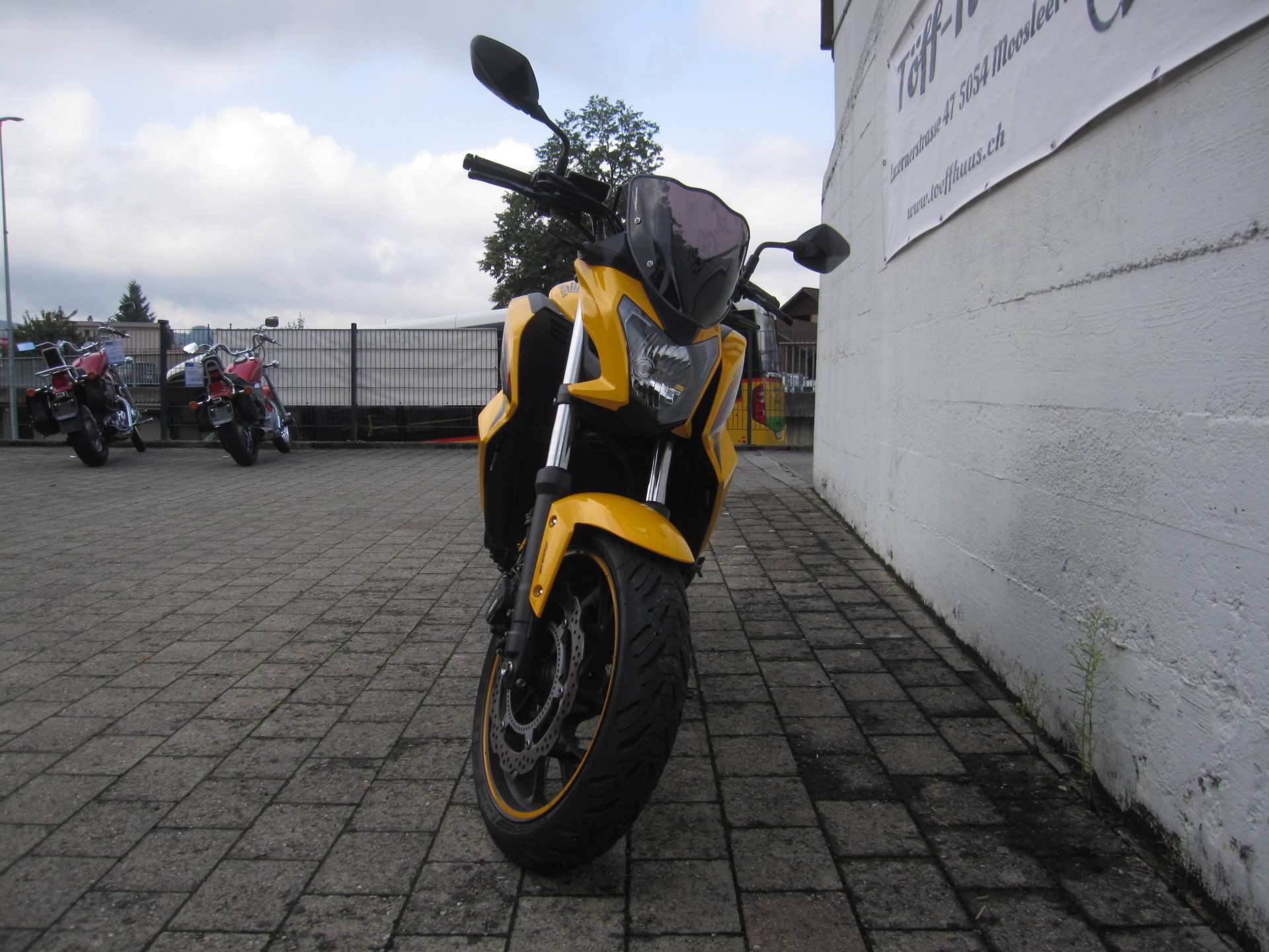 HONDA CB 650 F-showroom-element-2