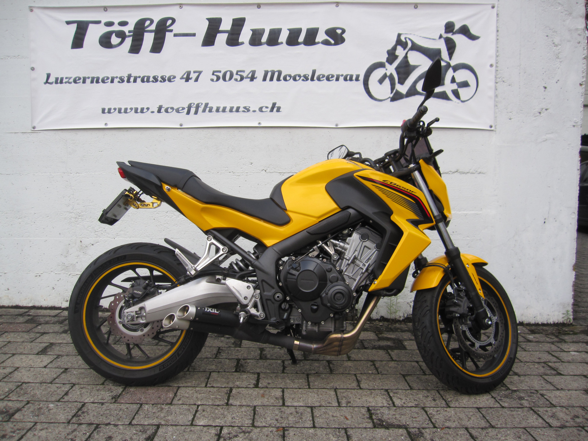HONDA CB 650 F-showroom-element-1