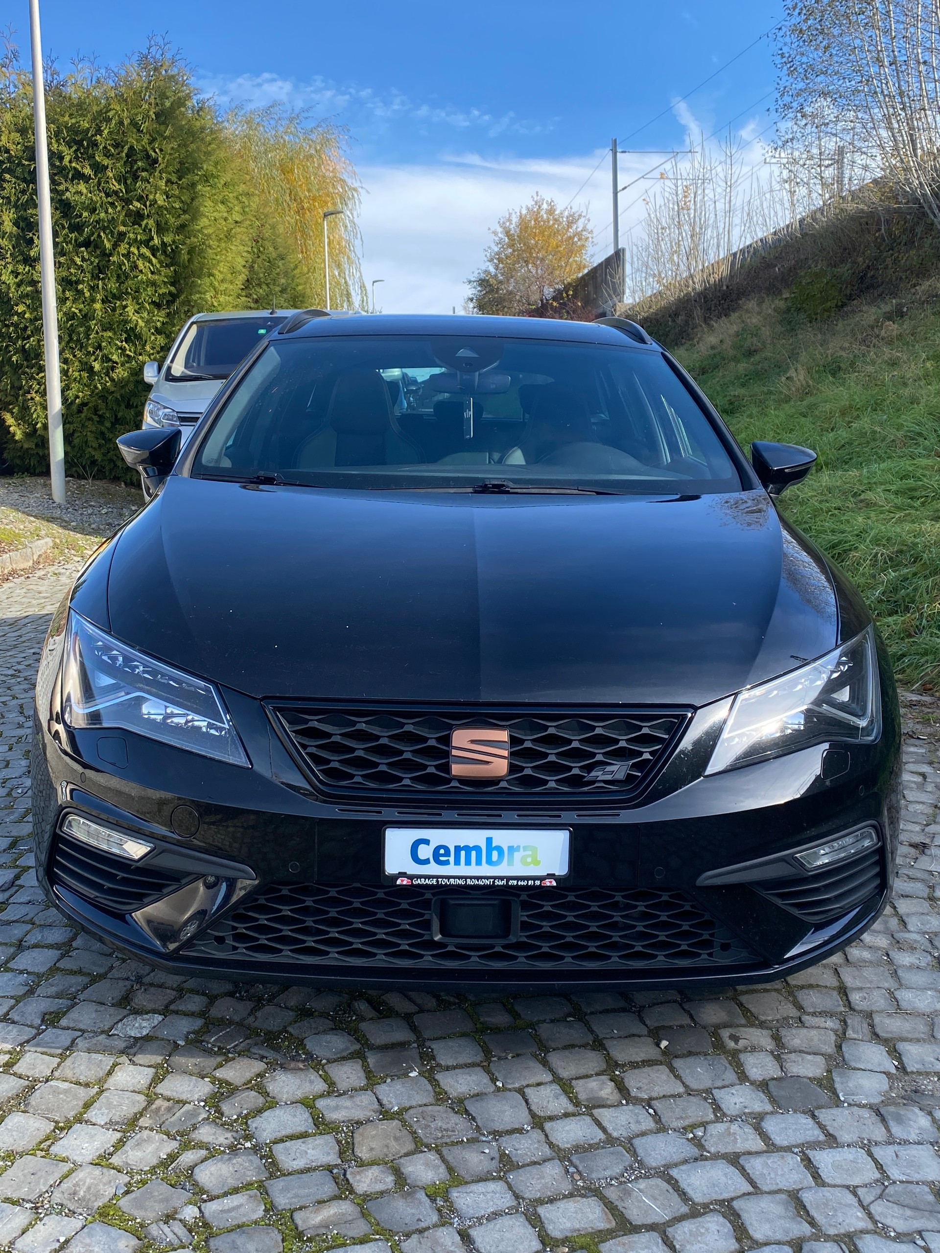 SEAT Leon ST 2.0 TSI Cupra 300 4 Drive DSG-image-0