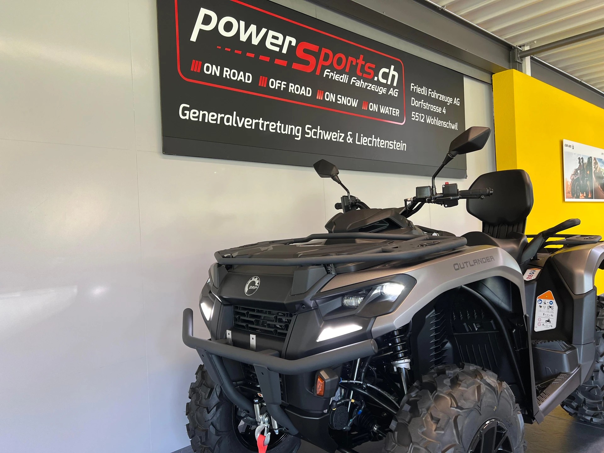 CAN-AM Outlander 700 MAX XT ABS T-image-7