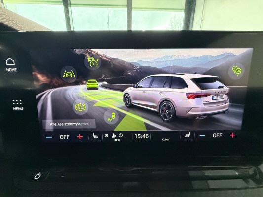 SKODA Octavia 2.0 TSI RS-image-10