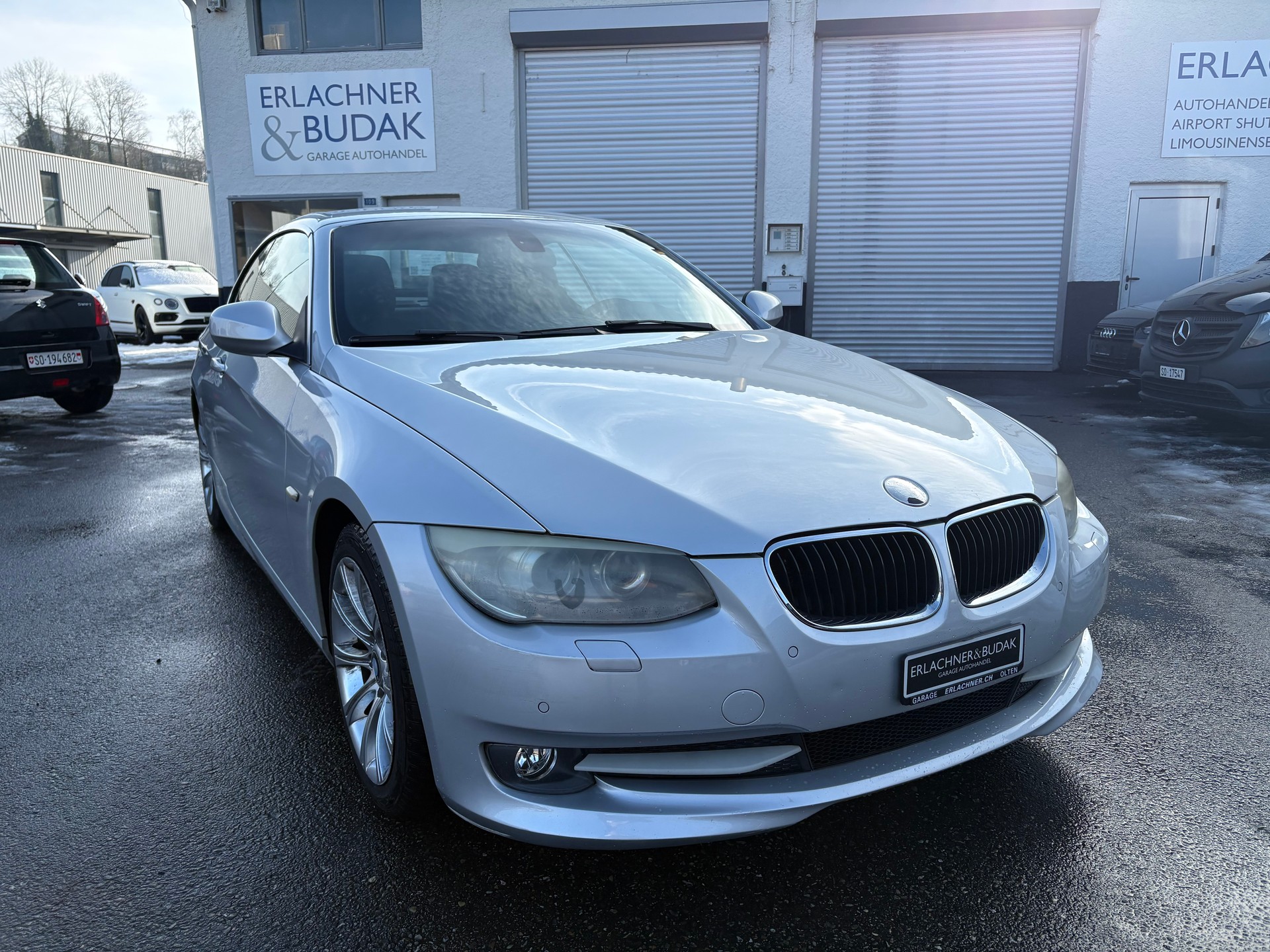 BMW 320i Cabriolet Steptronic-image-0