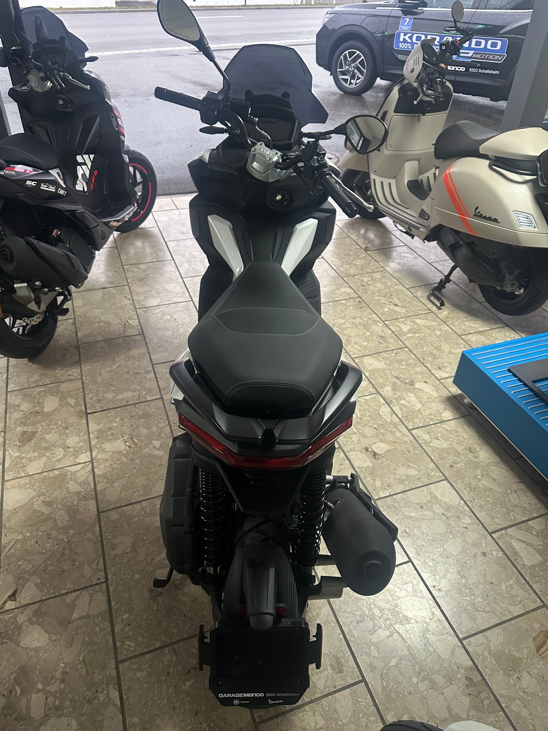APRILIA 200 GT-image-3